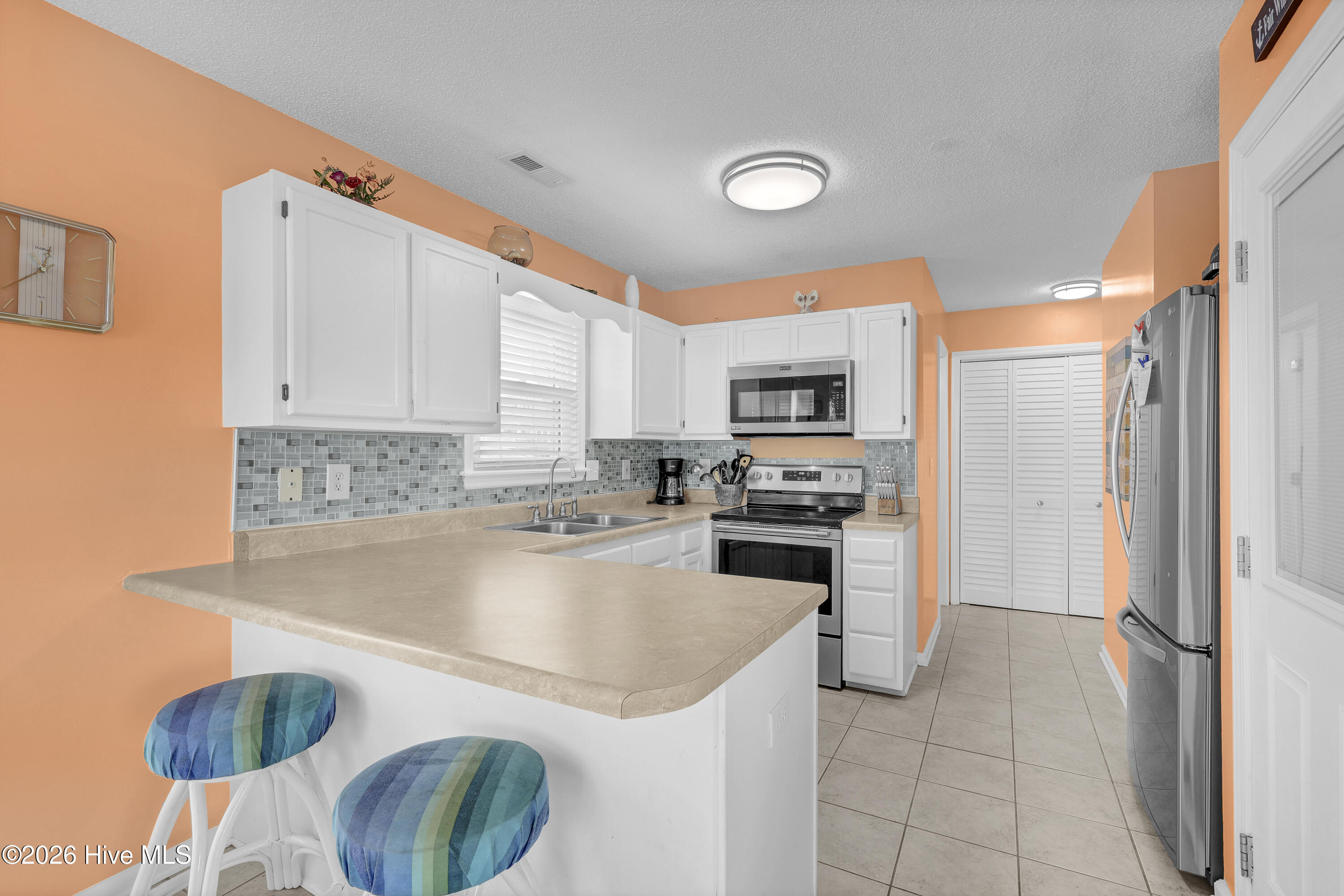 608 S Shore Drive Property Photo 14
