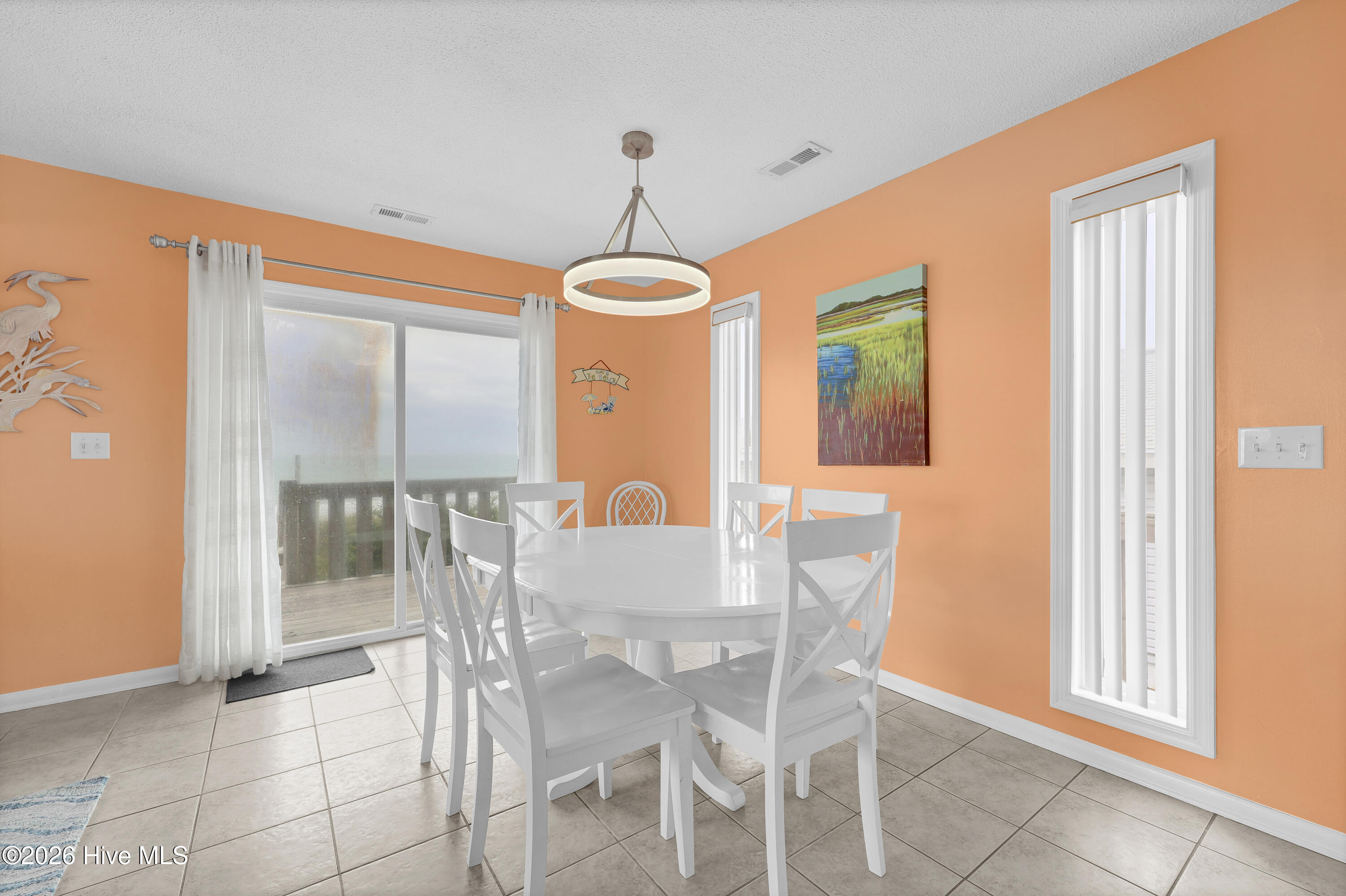 608 S Shore Drive Property Photo 15