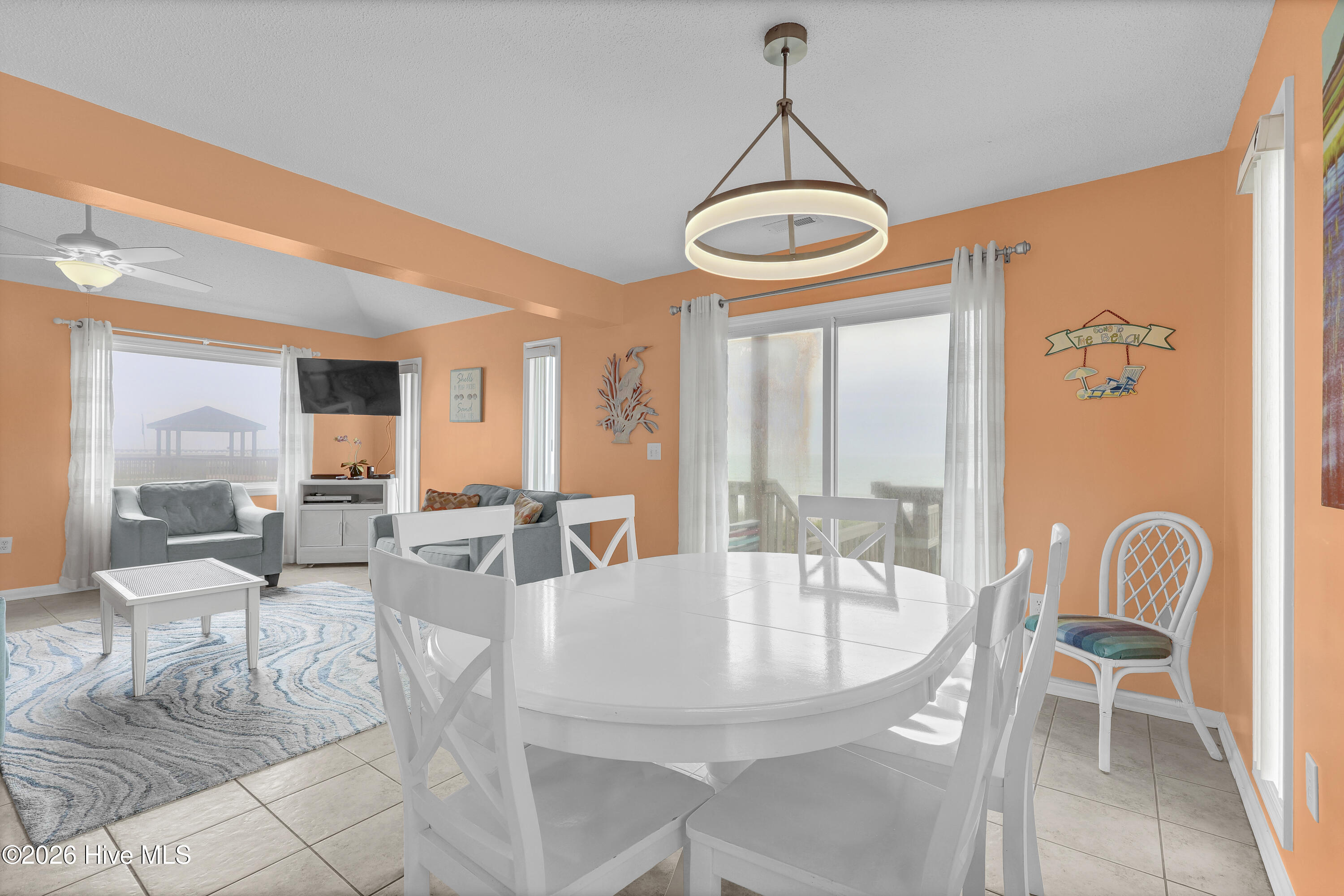608 S Shore Drive Property Photo 17