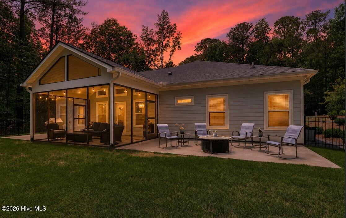 212 Deveraux Point Property Photo 2