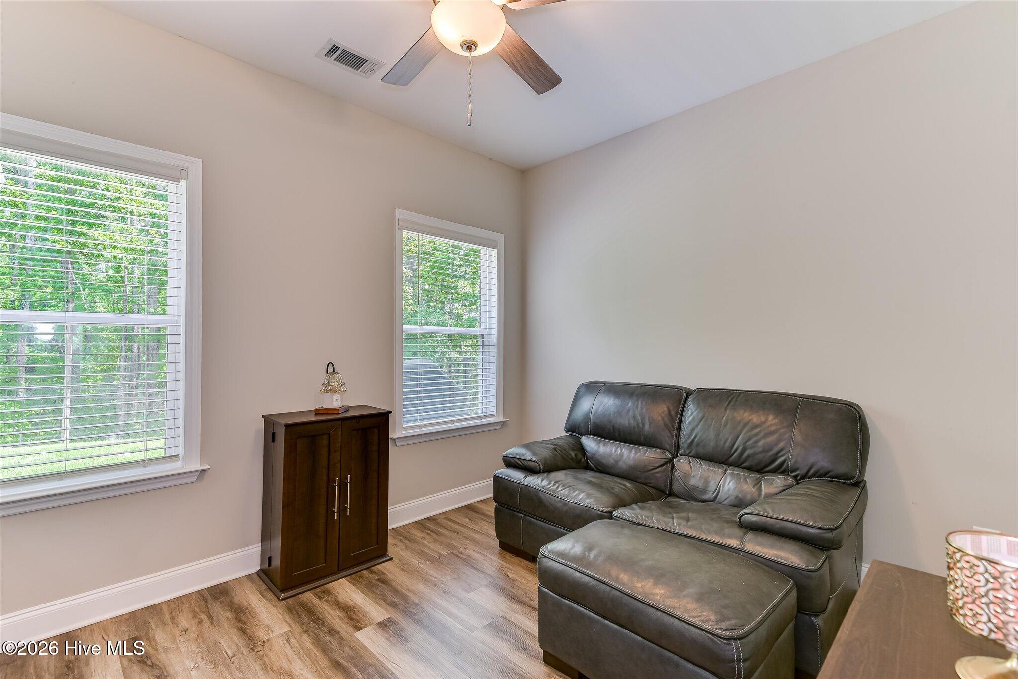 212 Deveraux Point Property Photo 26