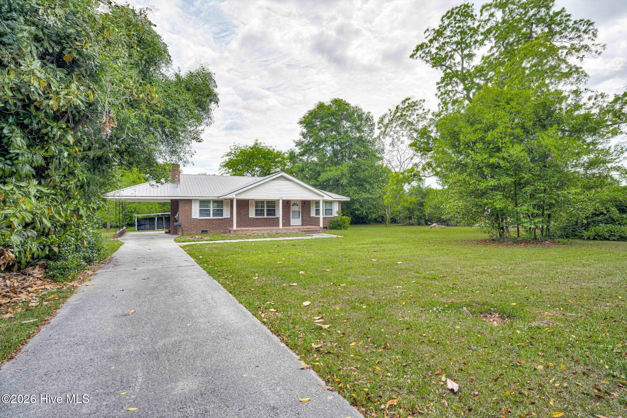 310 Black Street Property Photo 3