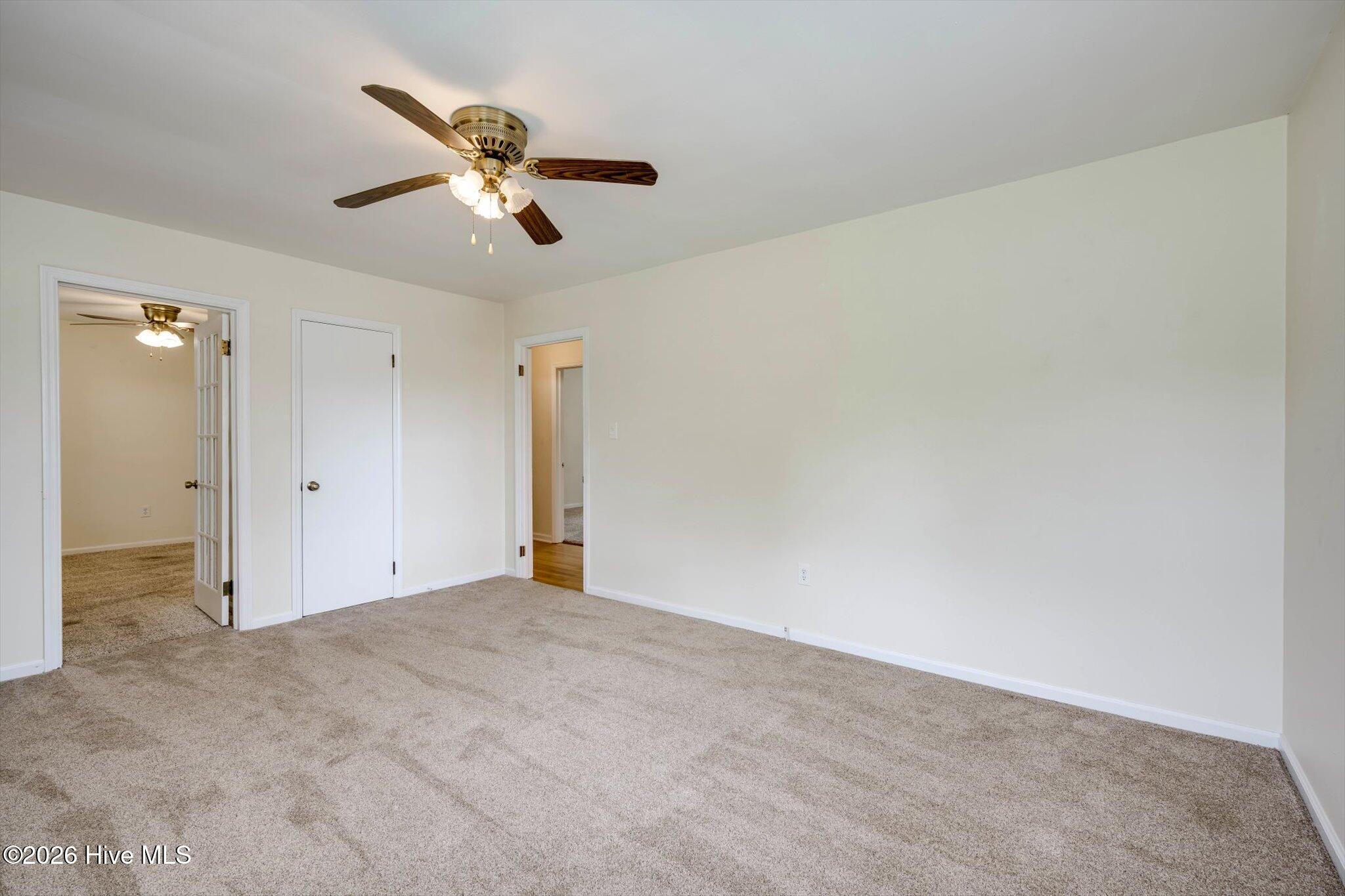 310 Black Street Property Photo 8