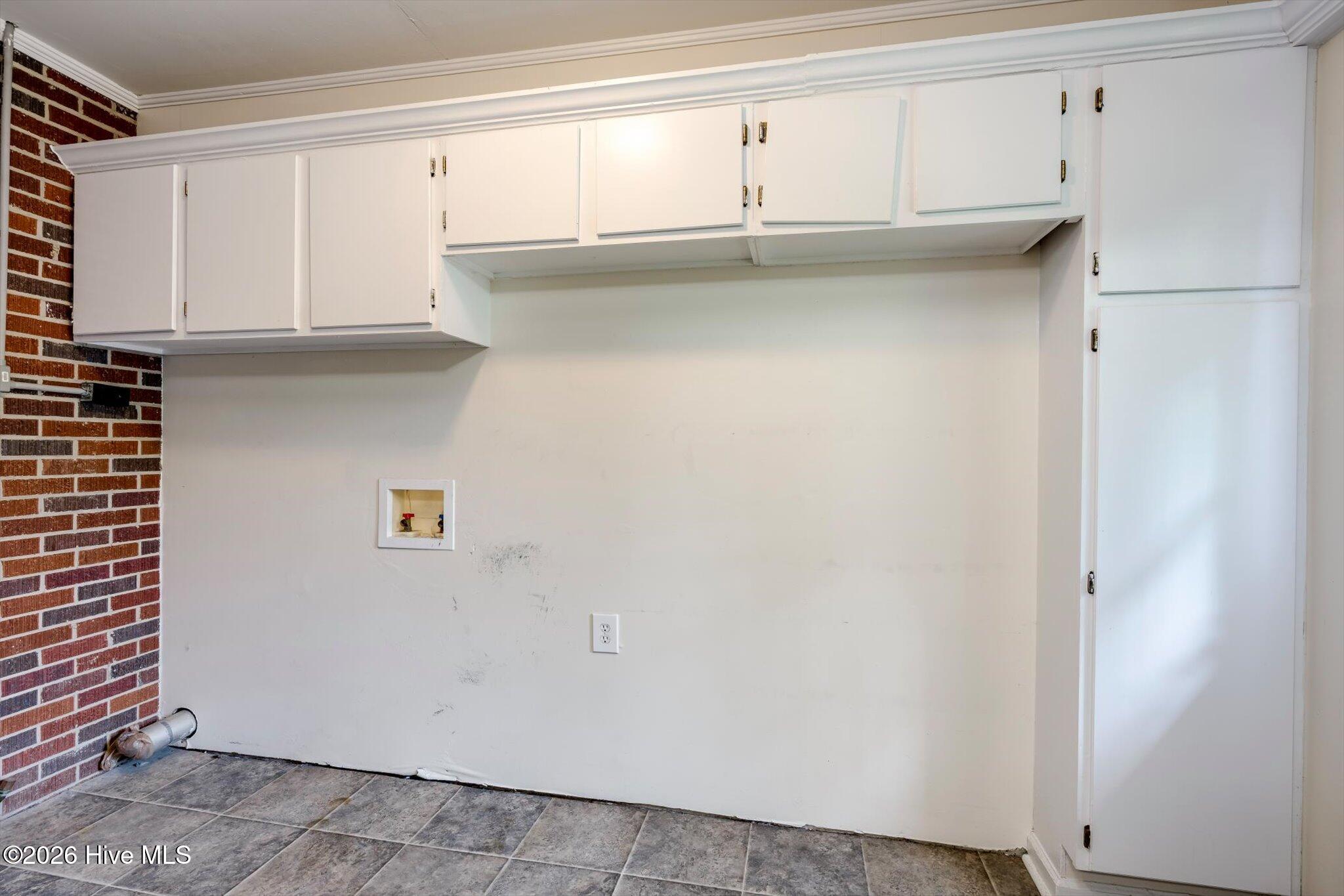 310 Black Street Property Photo 15