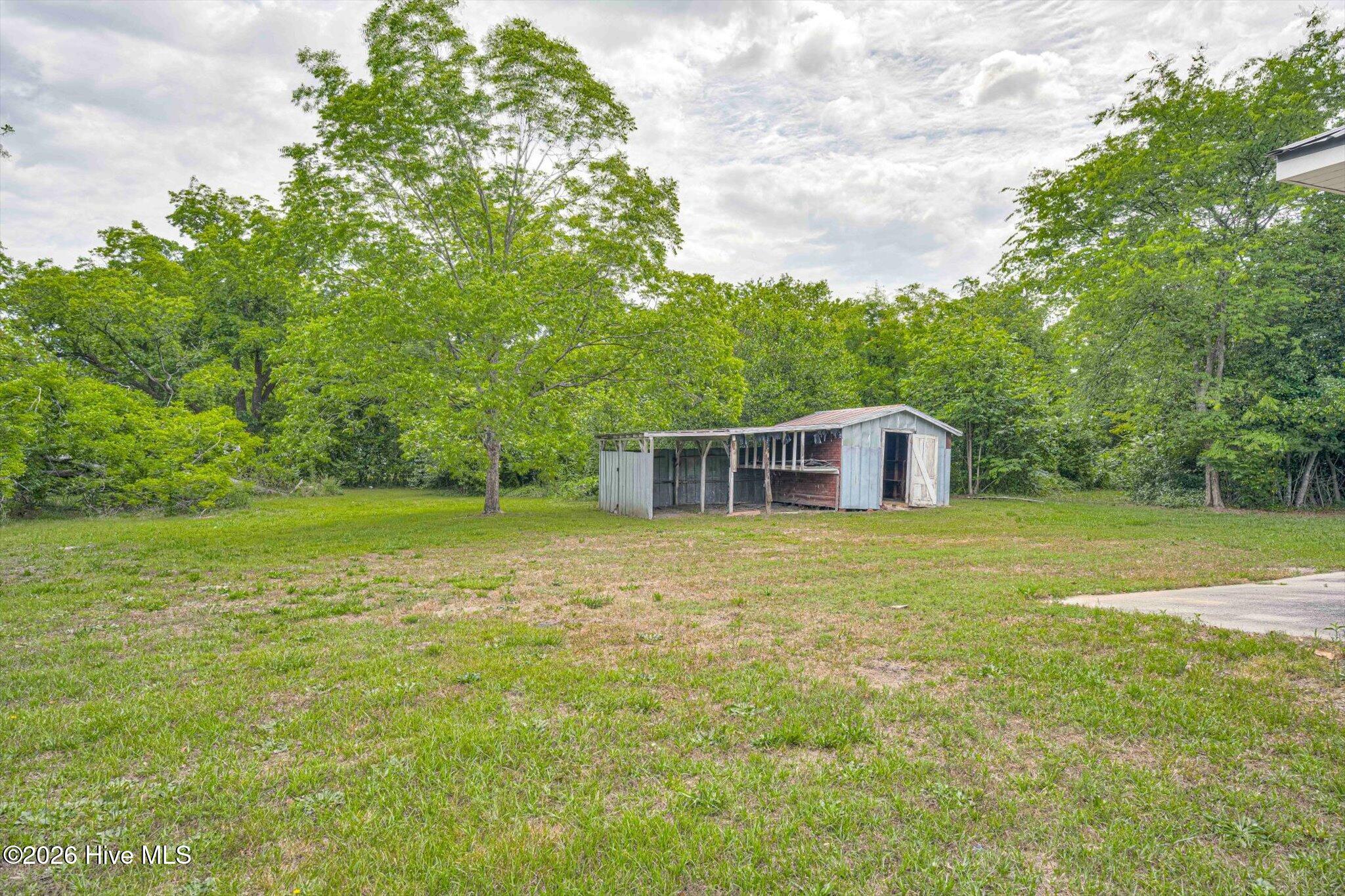310 Black Street Property Photo 25