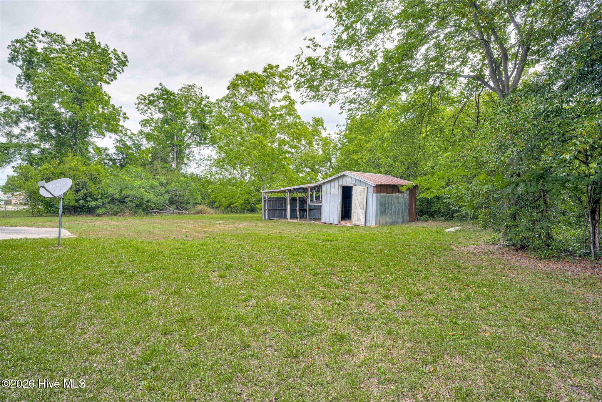 310 Black Street Property Photo 28