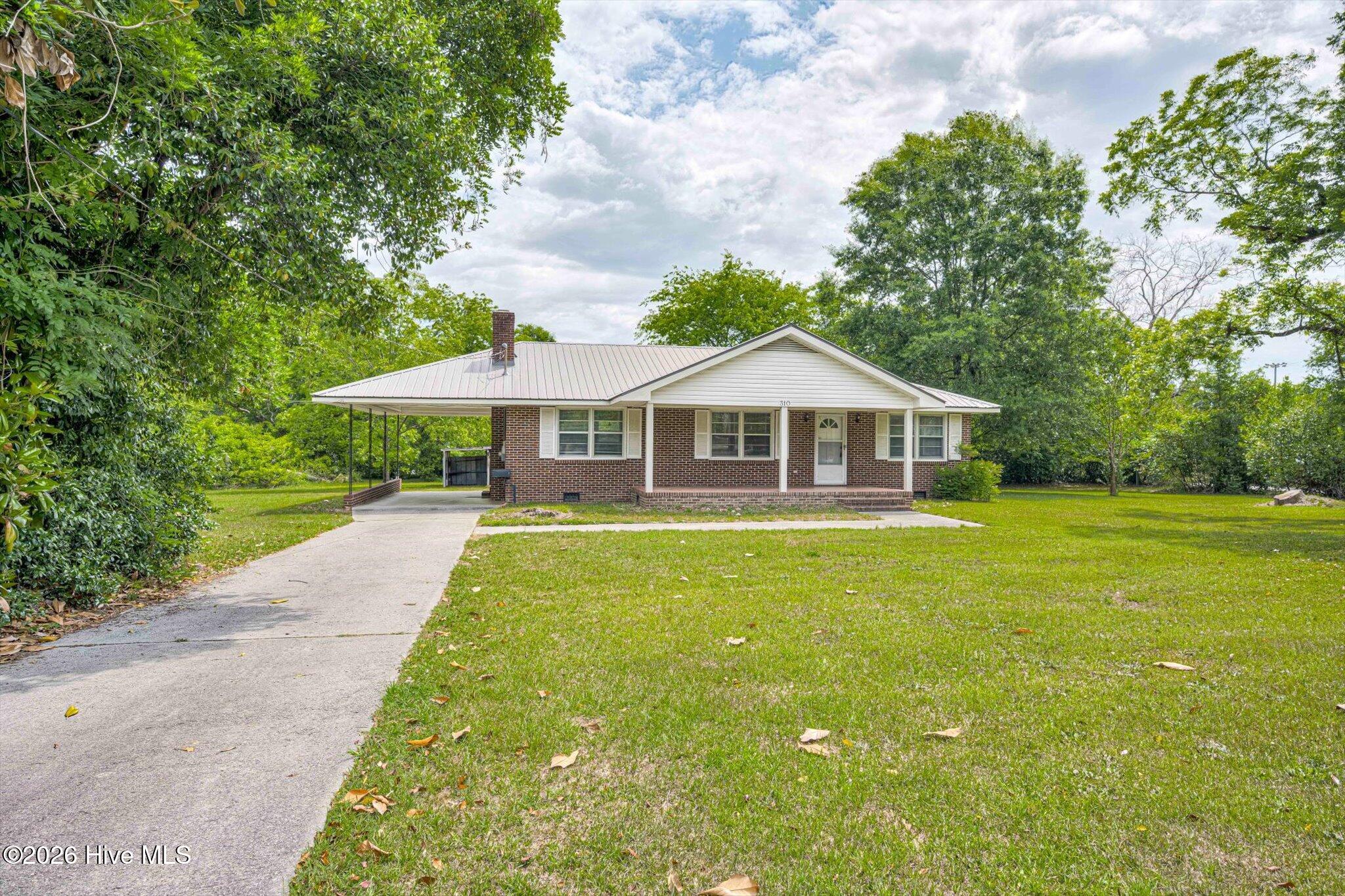 310 Black Street Property Photo 31