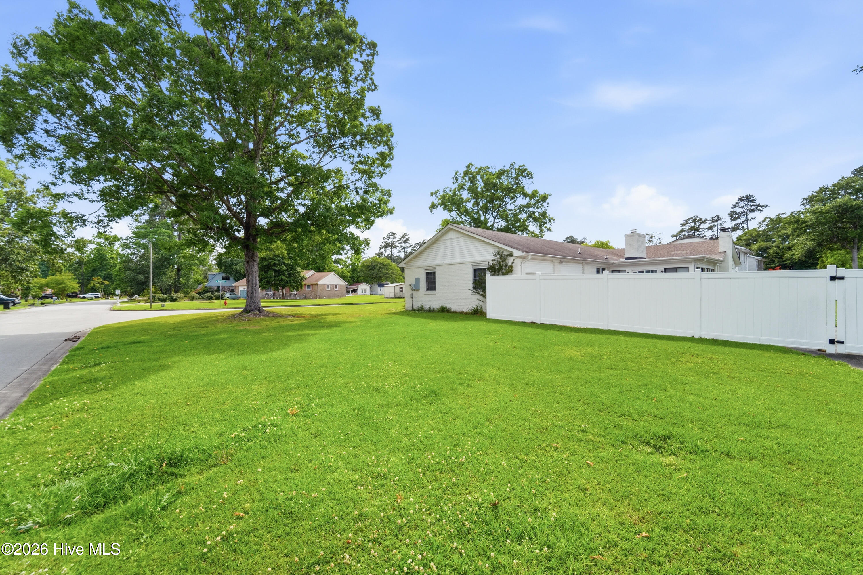 301 King Richard Court Property Photo 60