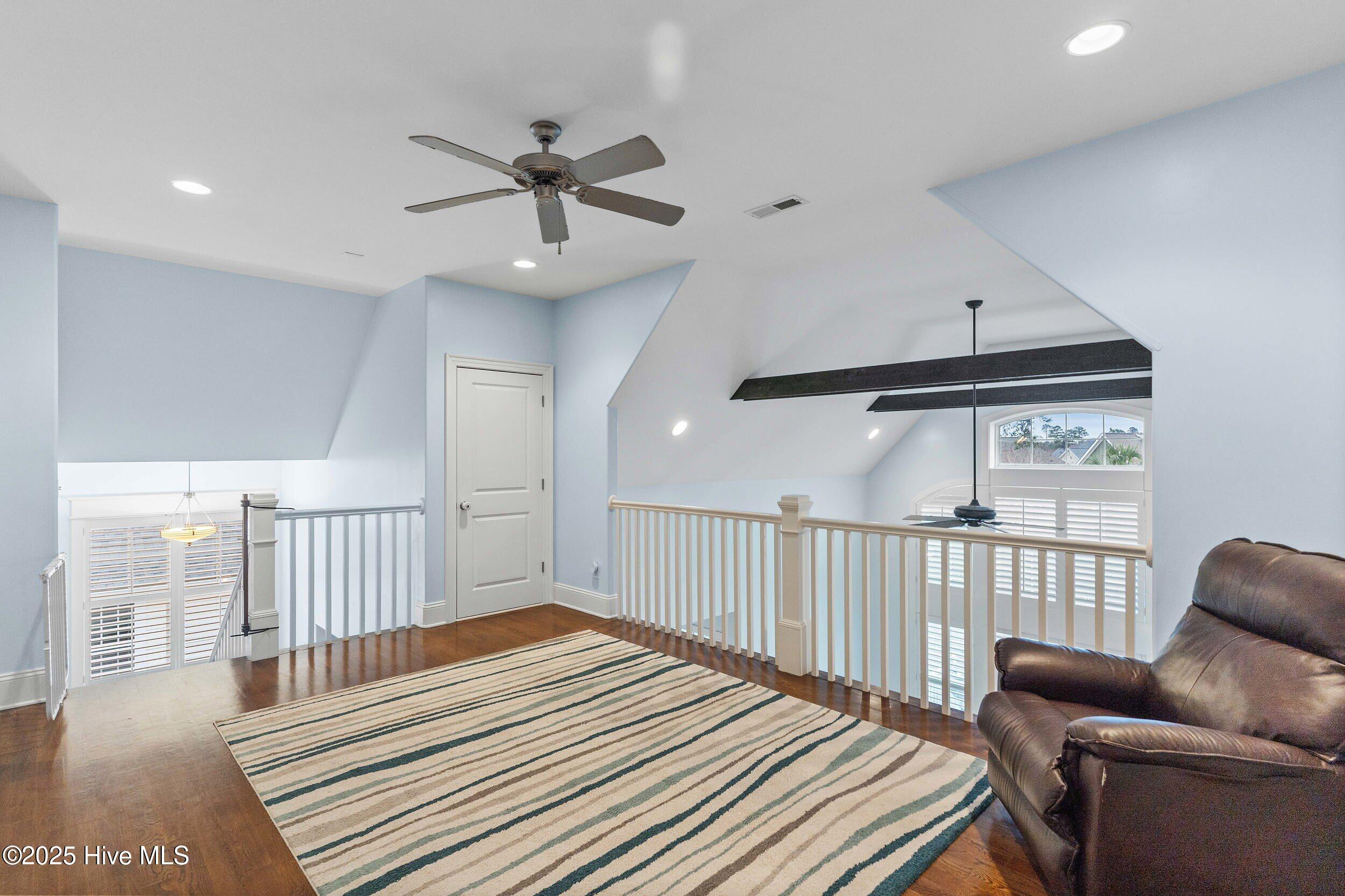1709 S Stillwood Drive Property Photo 43