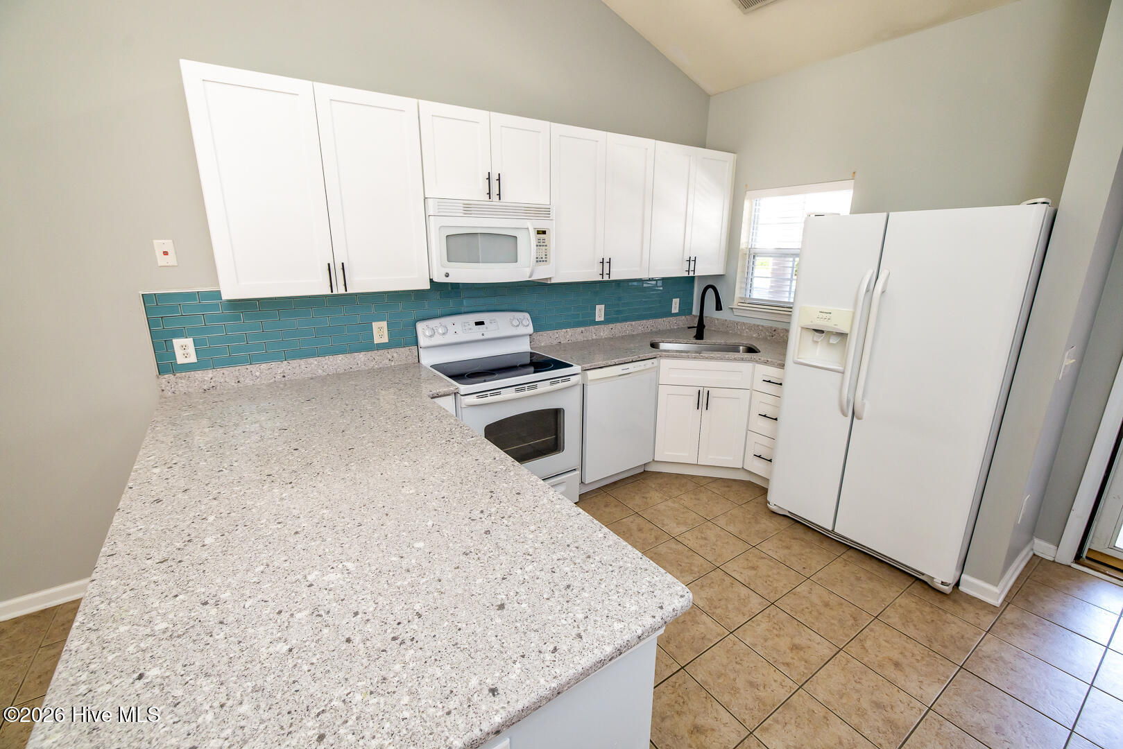 218 Eucalyptus Lane Property Photo 6