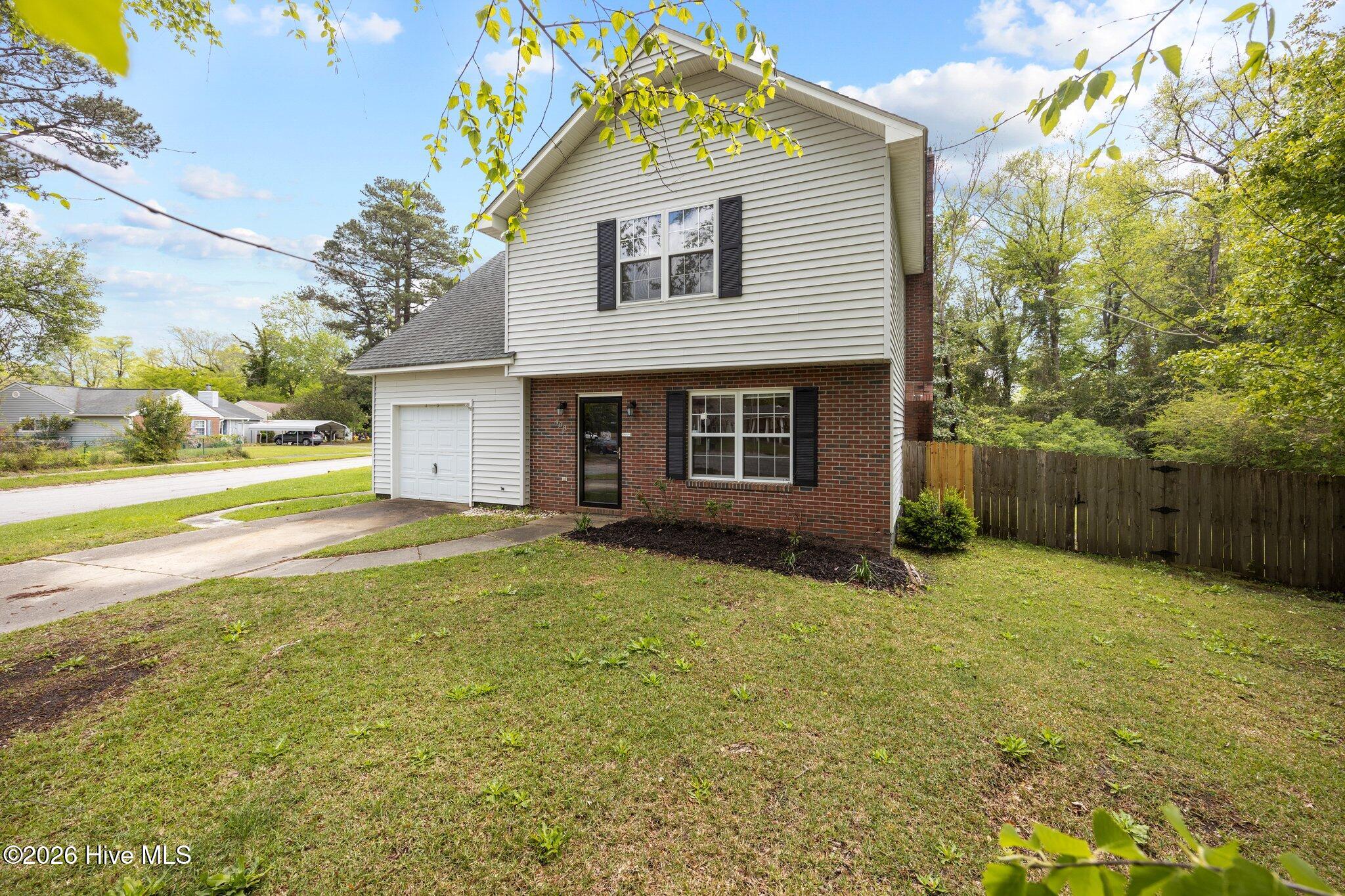 408 Estate Drive Property Photo 2