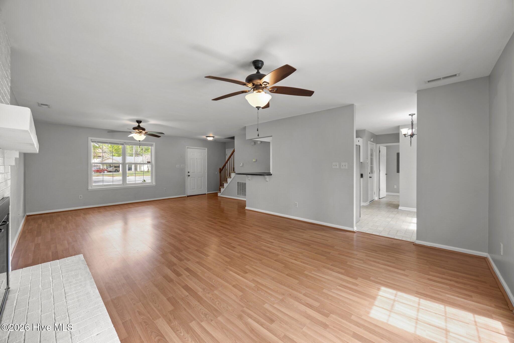 408 Estate Drive Property Photo 6