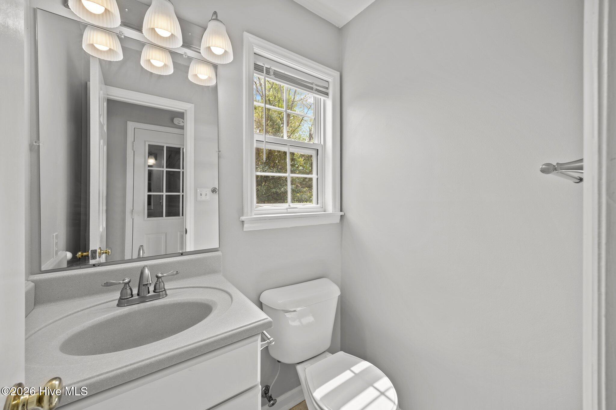 408 Estate Drive Property Photo 10
