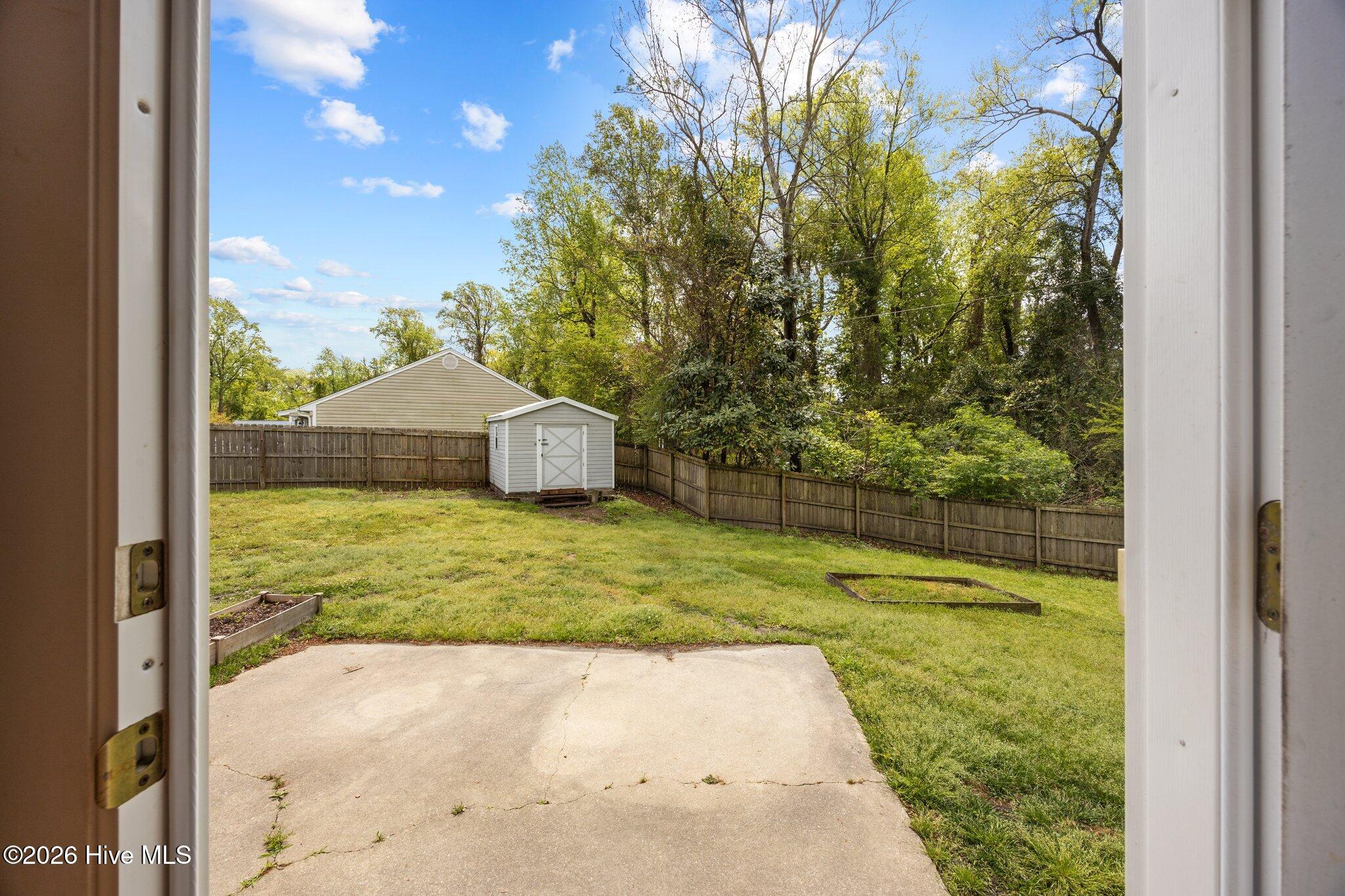 408 Estate Drive Property Photo 28