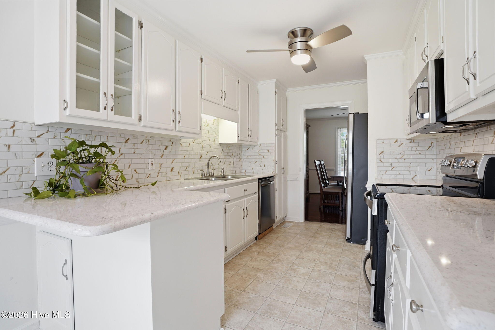 512 Buck Swamp Road Property Photo 4