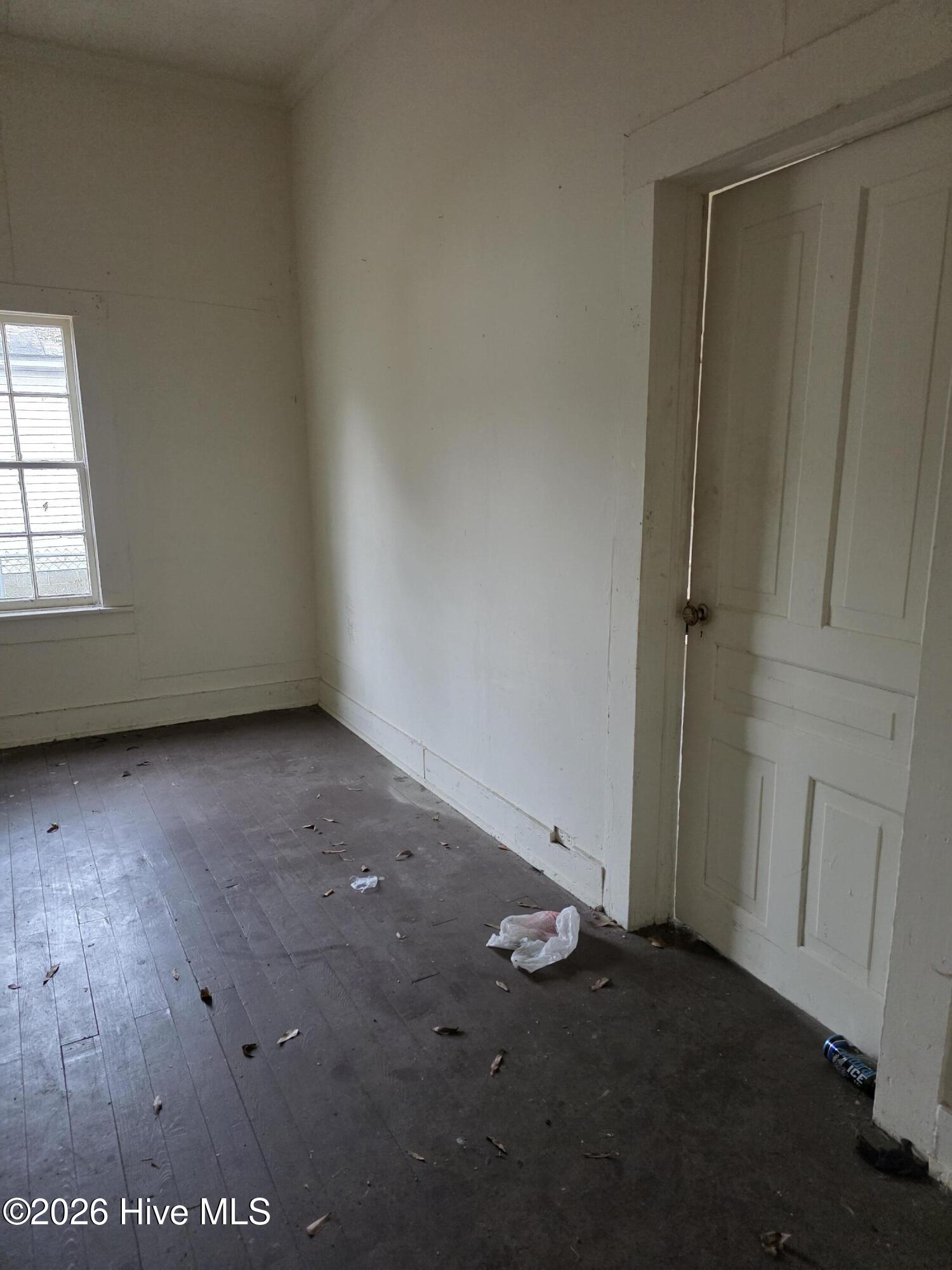 524 Dexter Street Property Photo 6