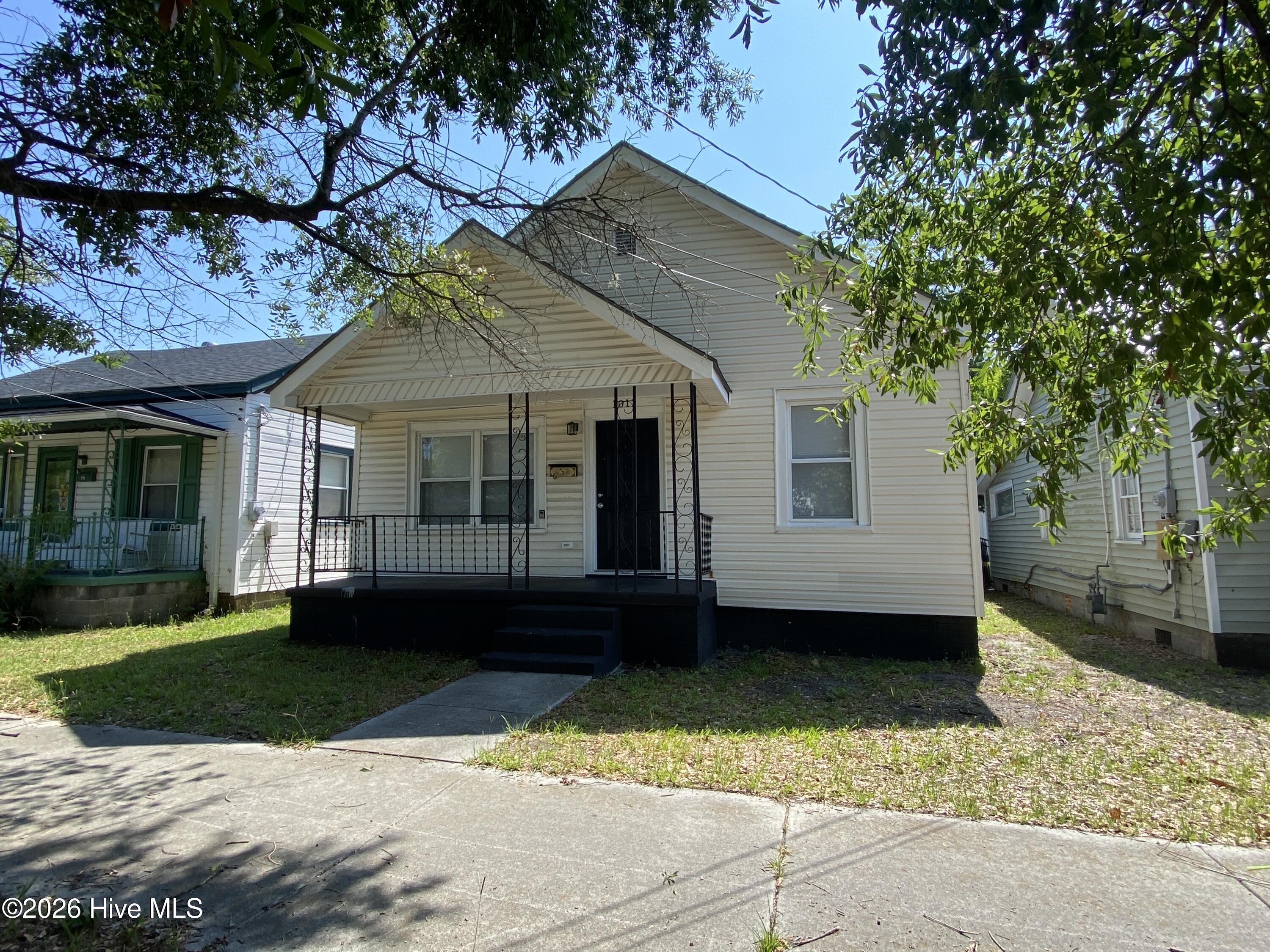 1011 S 7th Street Property Photo 1