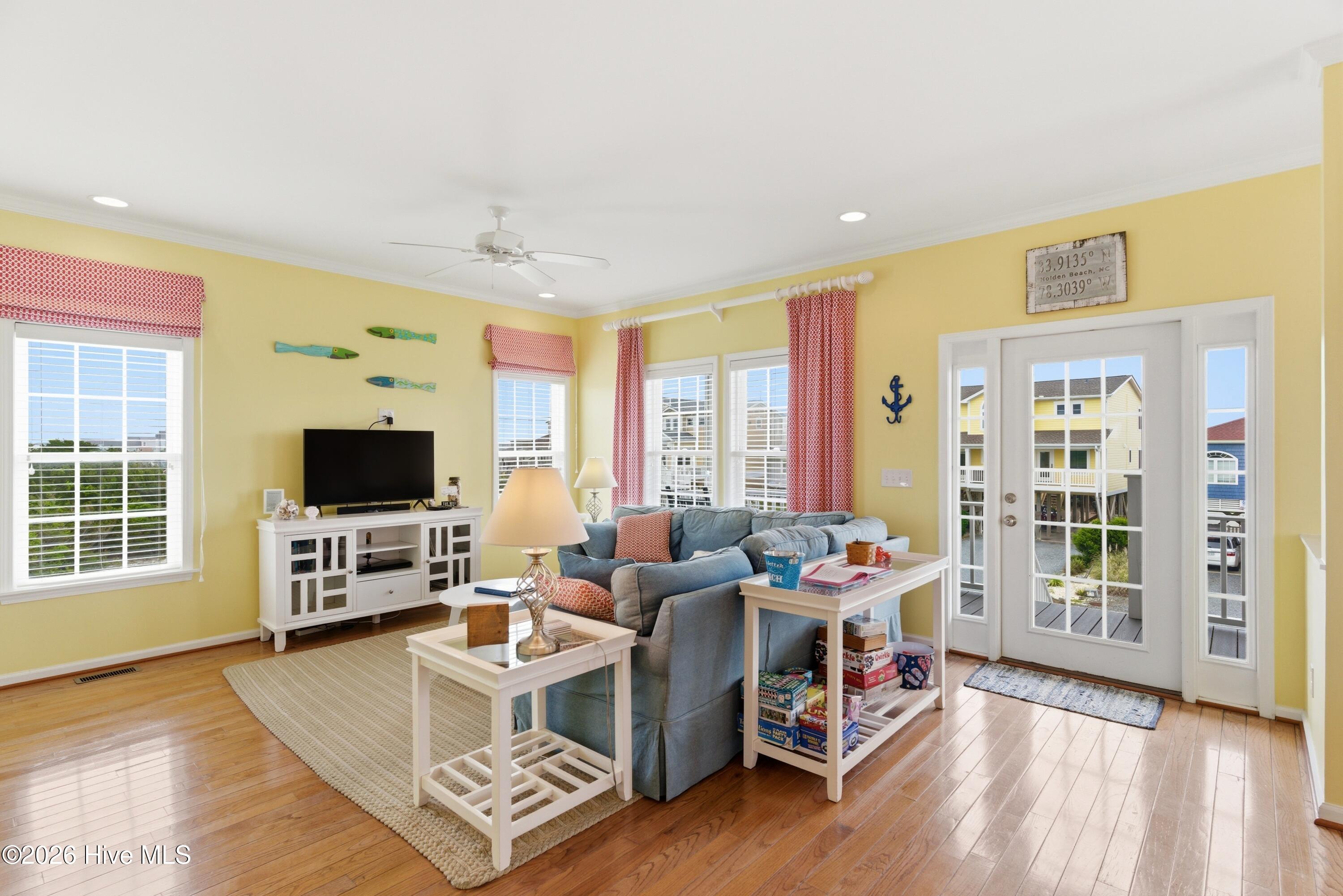 840 Ocean Boulevard W Property Photo 4