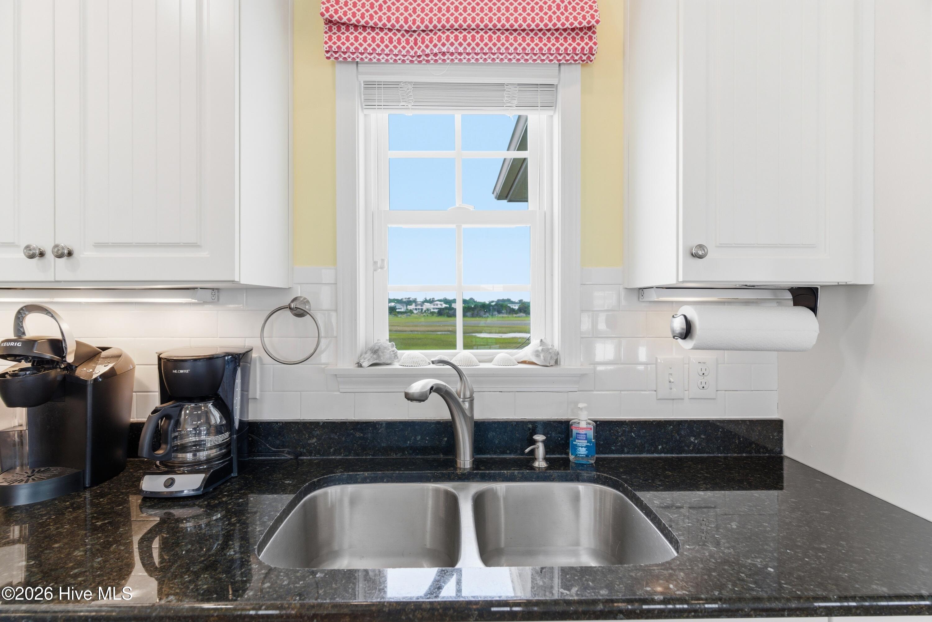 840 Ocean Boulevard W Property Photo 10