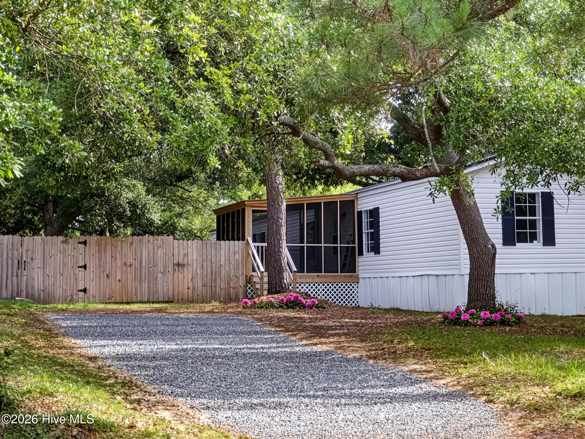 718 Shell Street Property Photo 1
