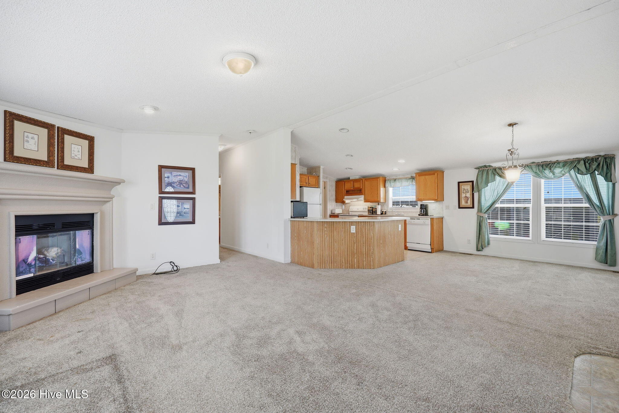 185 Barnes-foster Loop Road Property Photo 6