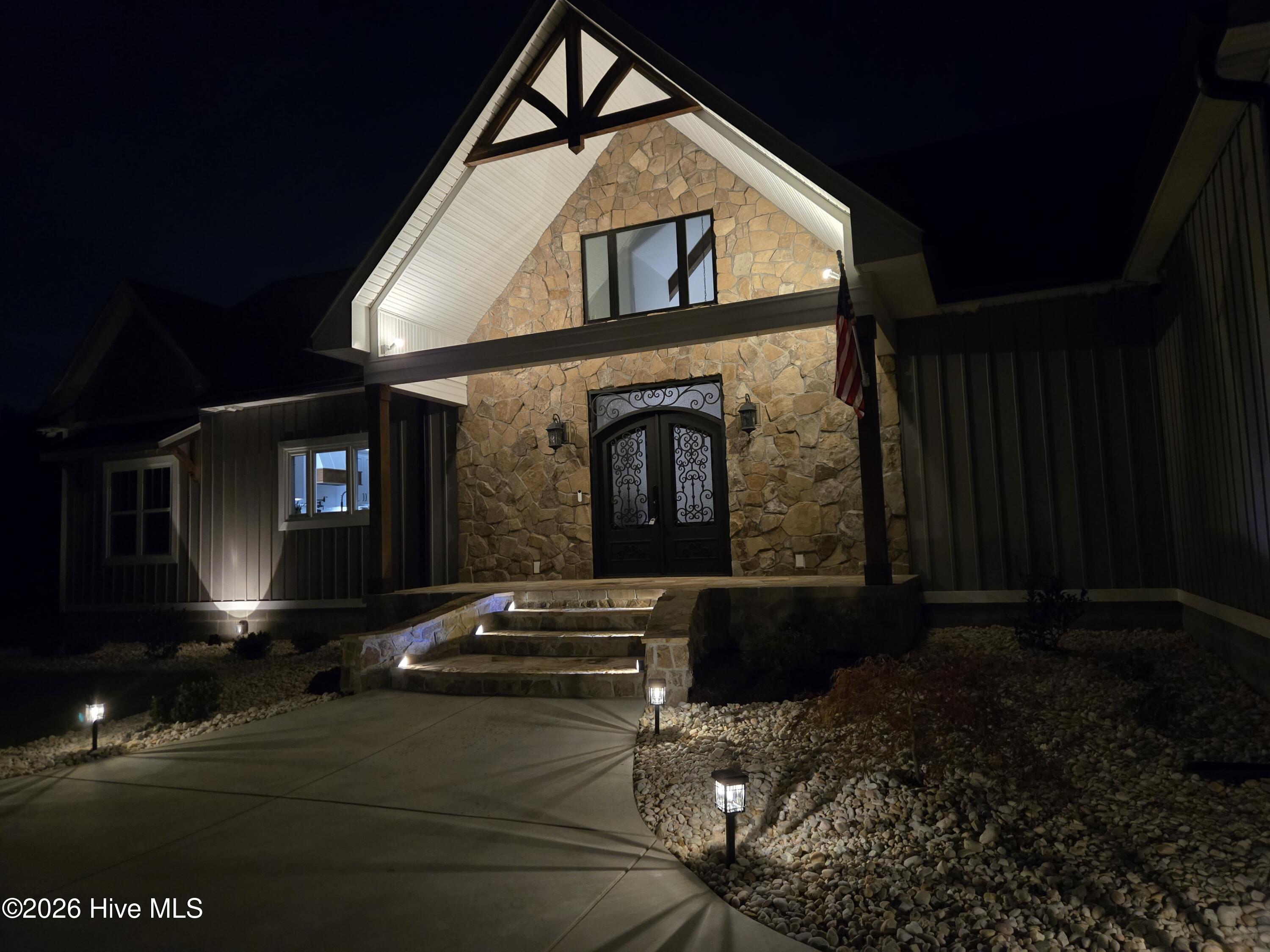 2715 Motts Way Property Photo 13