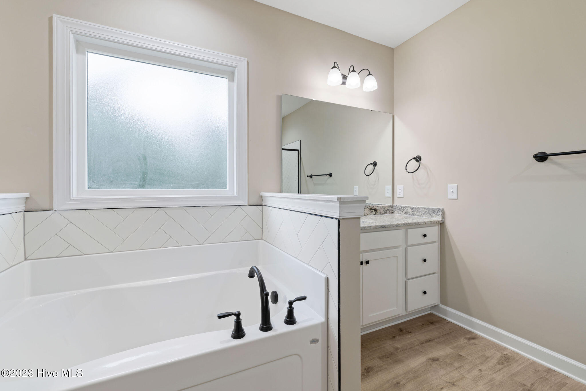 113 Twin Oaks Place Property Photo 22