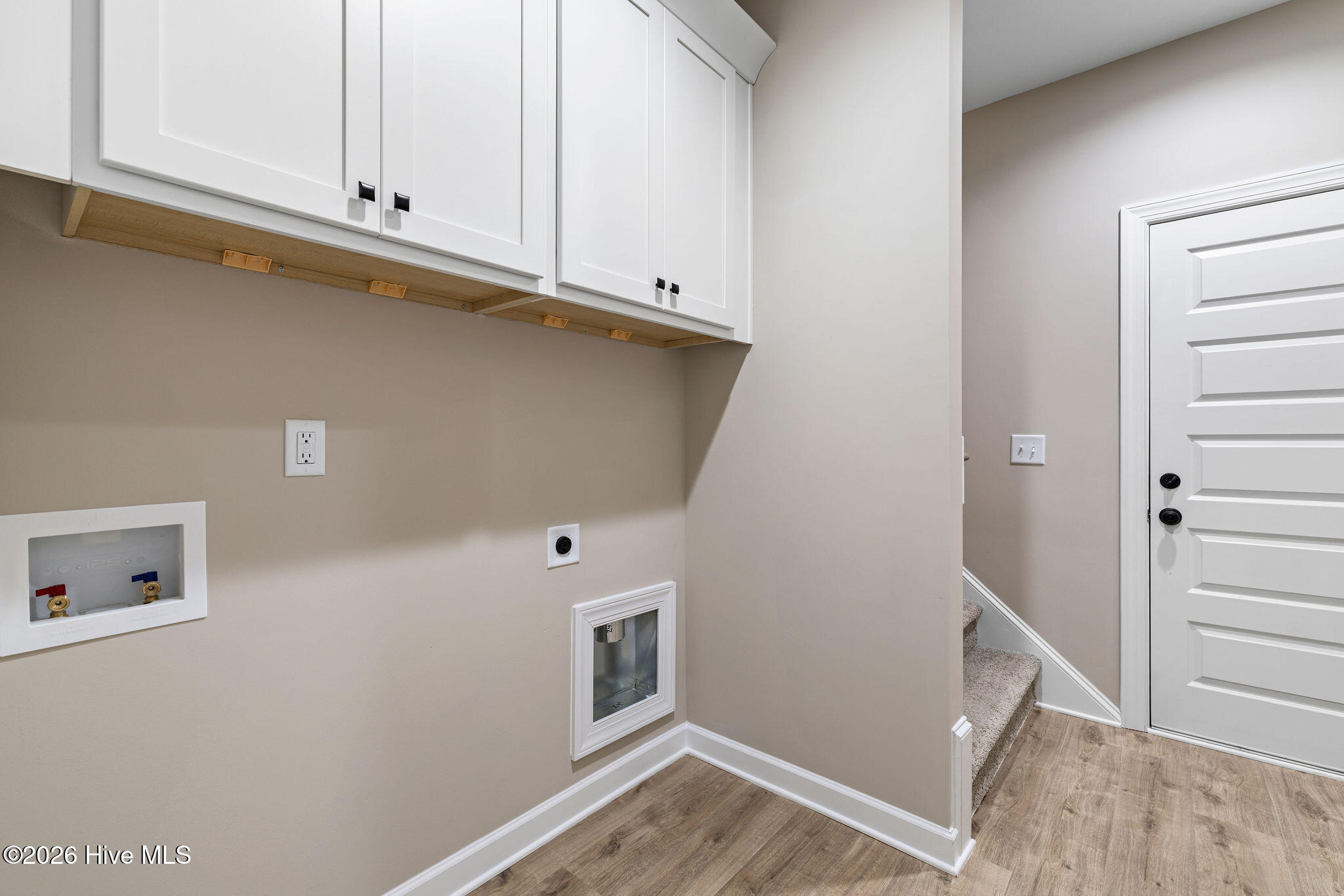 113 Twin Oaks Place Property Photo 25