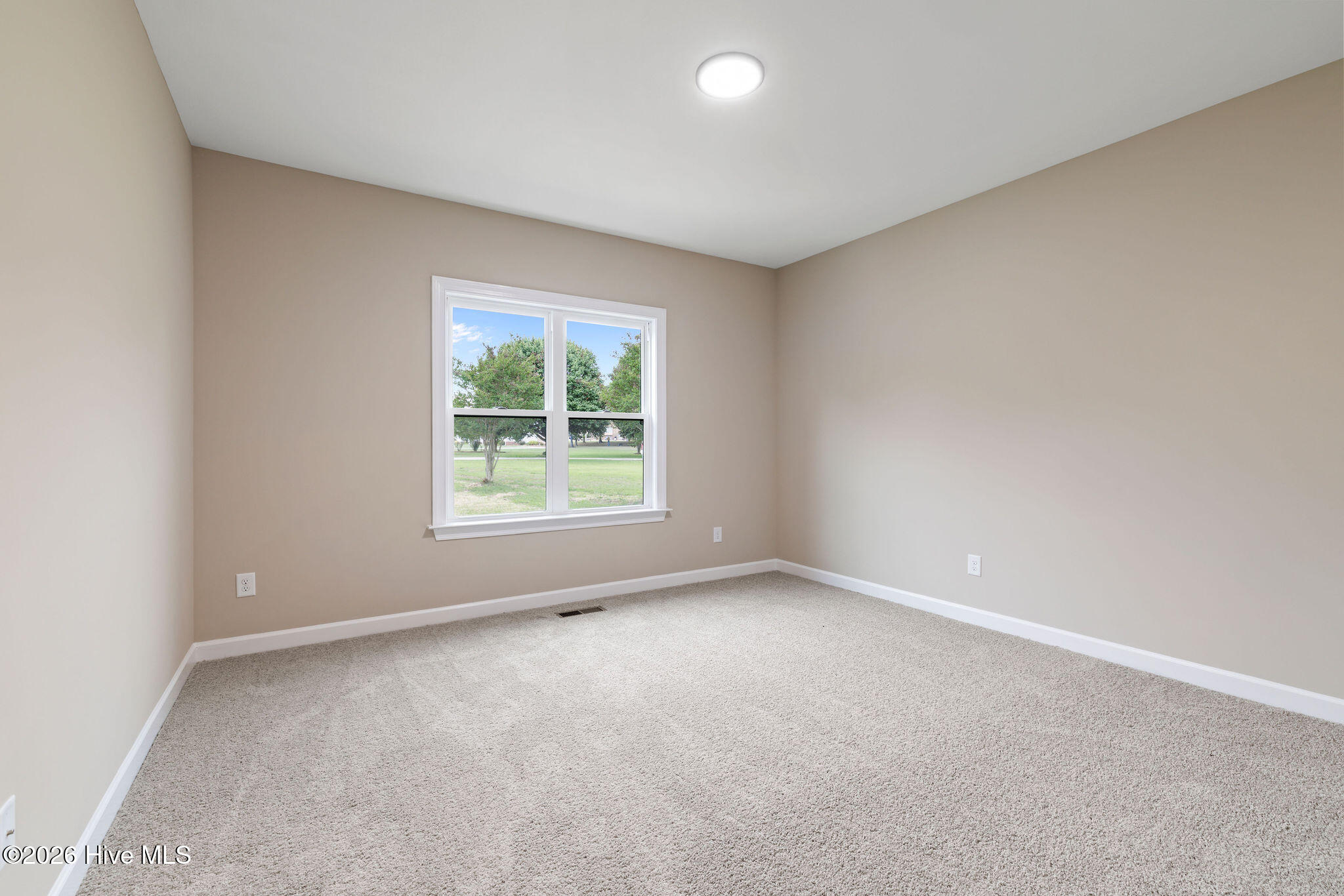 113 Twin Oaks Place Property Photo 29