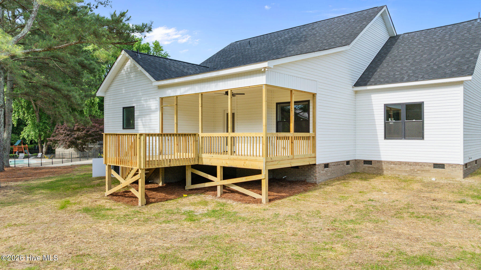 113 Twin Oaks Place Property Photo 34