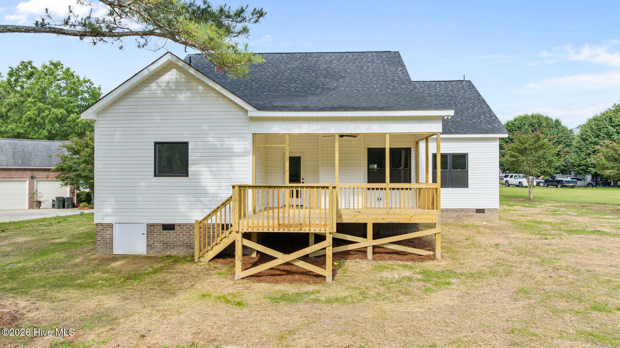 113 Twin Oaks Place Property Photo 36