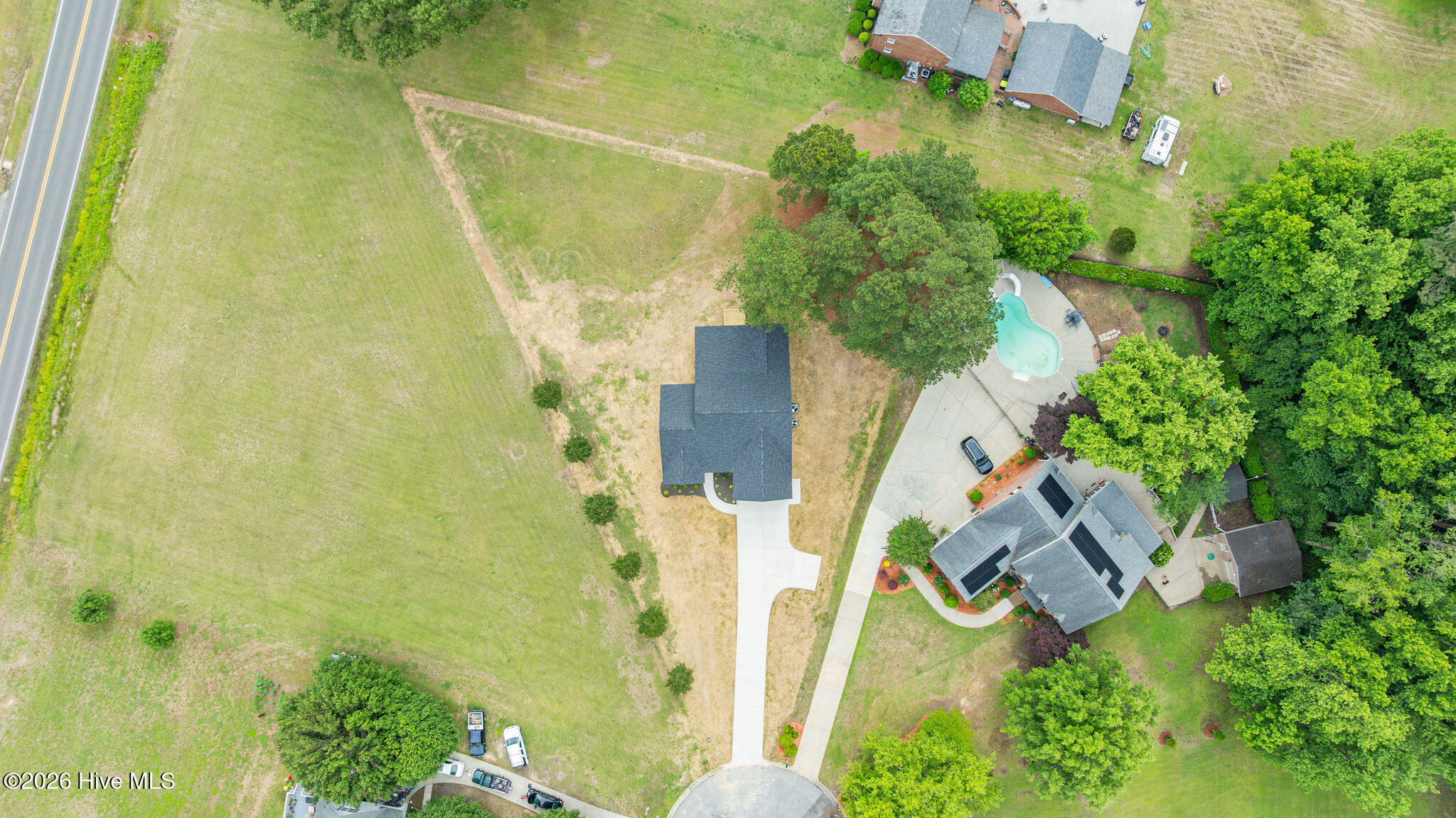 113 Twin Oaks Place Property Photo 37