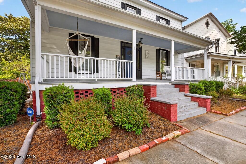 616 New Street Property Photo 2
