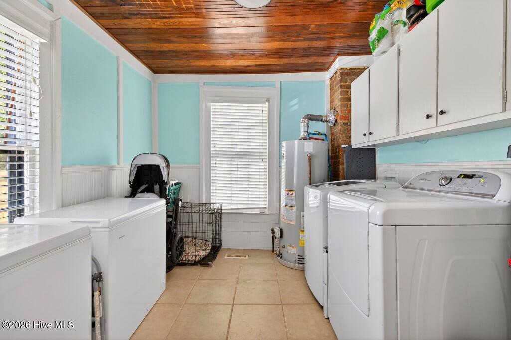 616 New Street Property Photo 13