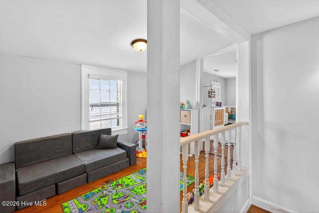 616 New Street Property Photo 14