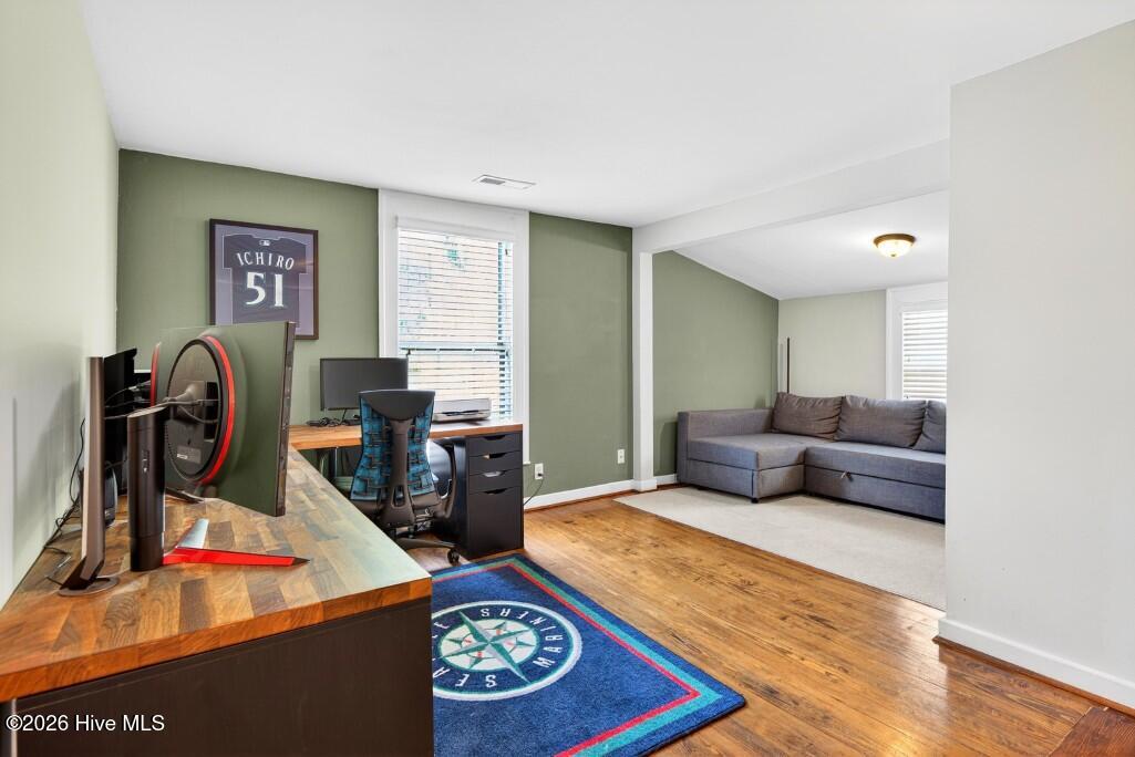 616 New Street Property Photo 15