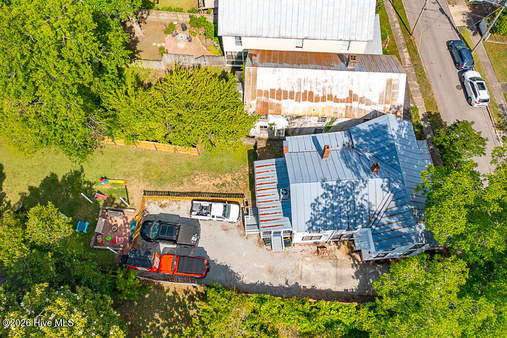 616 New Street Property Photo 28