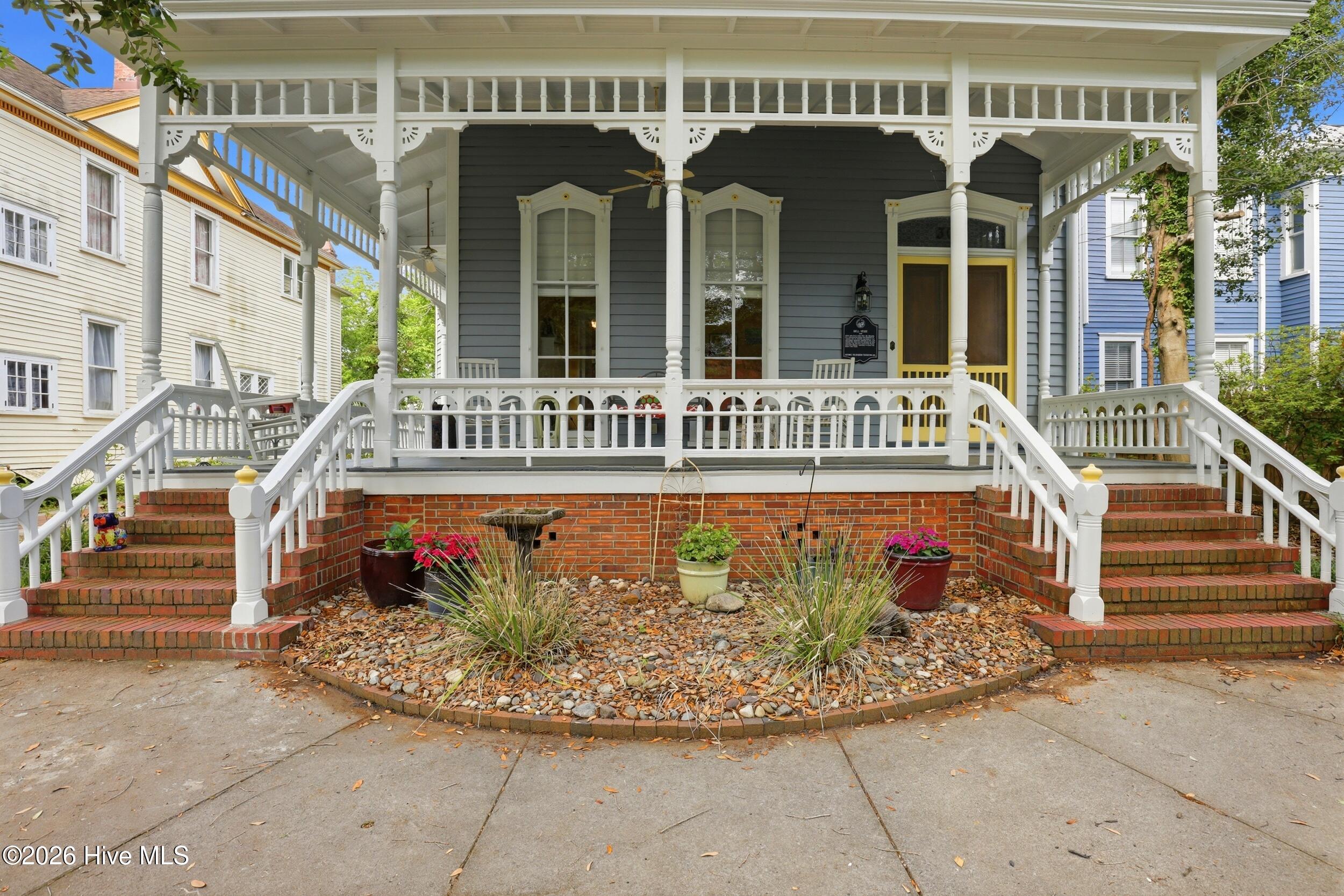 306 S 4th Street Property Photo 4