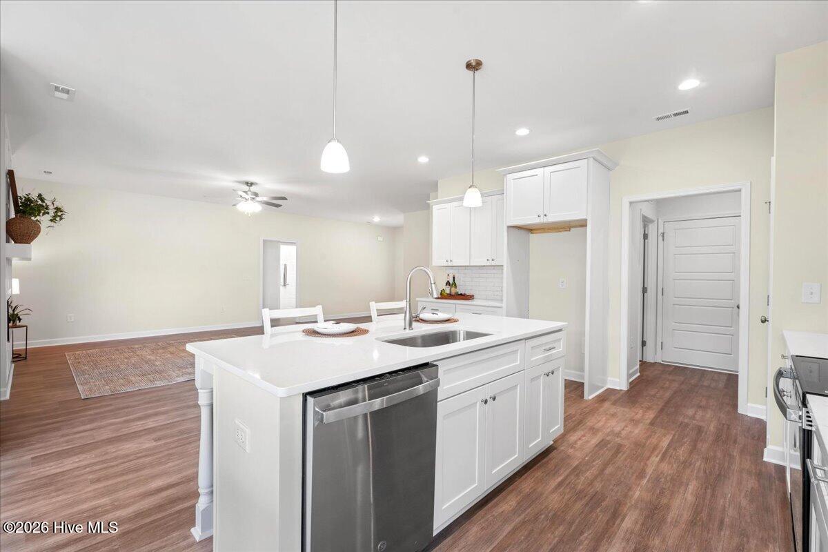 415 Creeks Edge Drive Property Photo 14