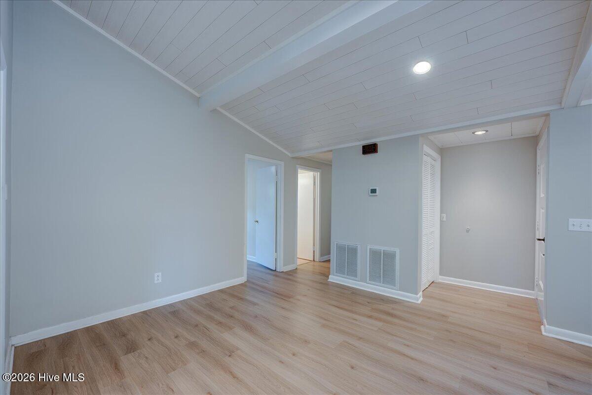 5107 White Oak Drive Property Photo 17