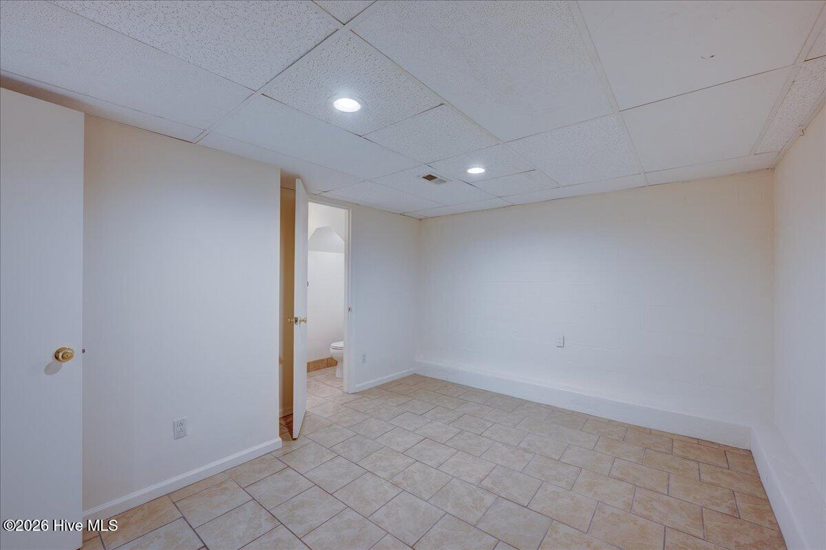 5107 White Oak Drive Property Photo 33