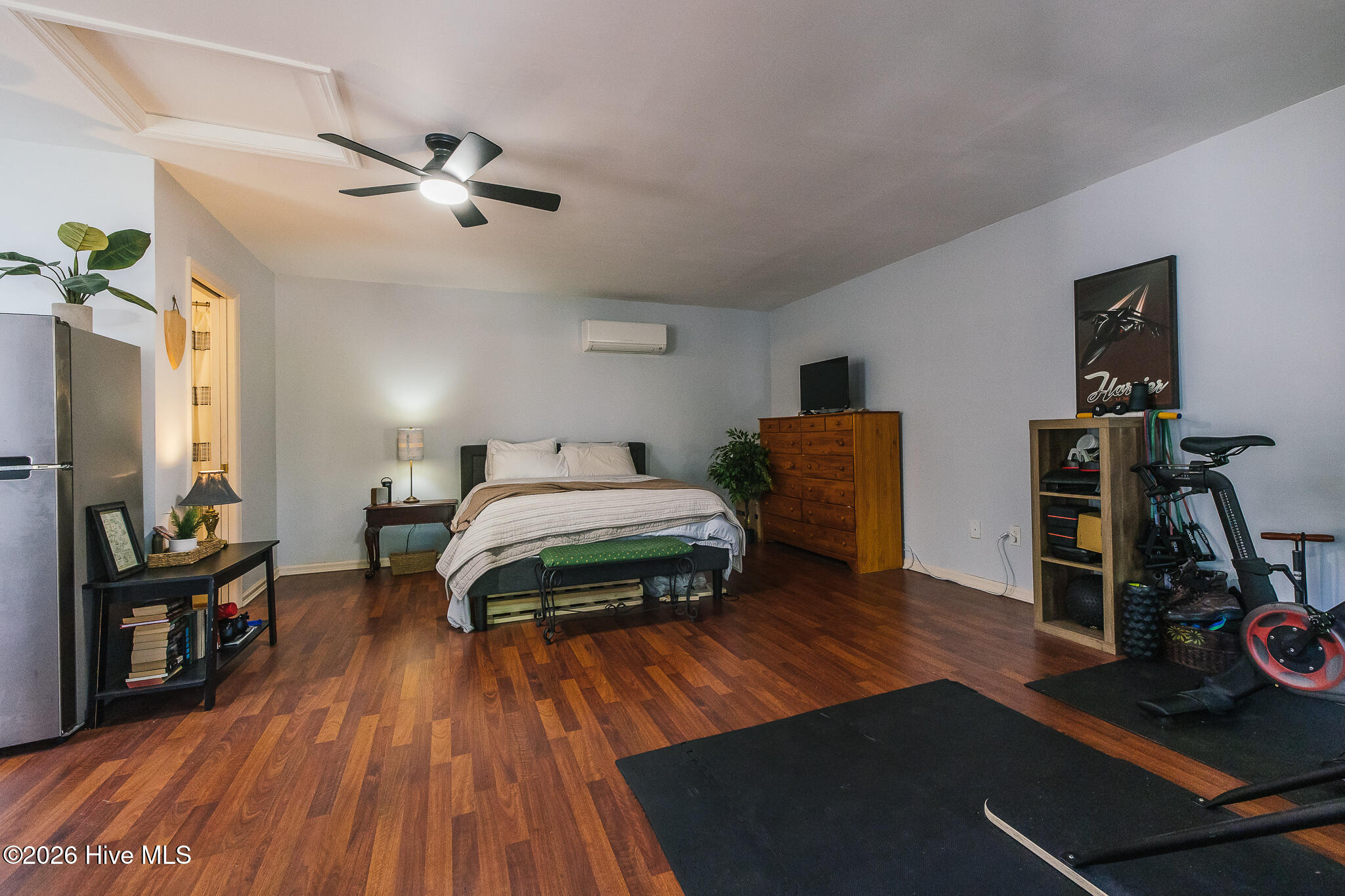615 New Street Property Photo 46