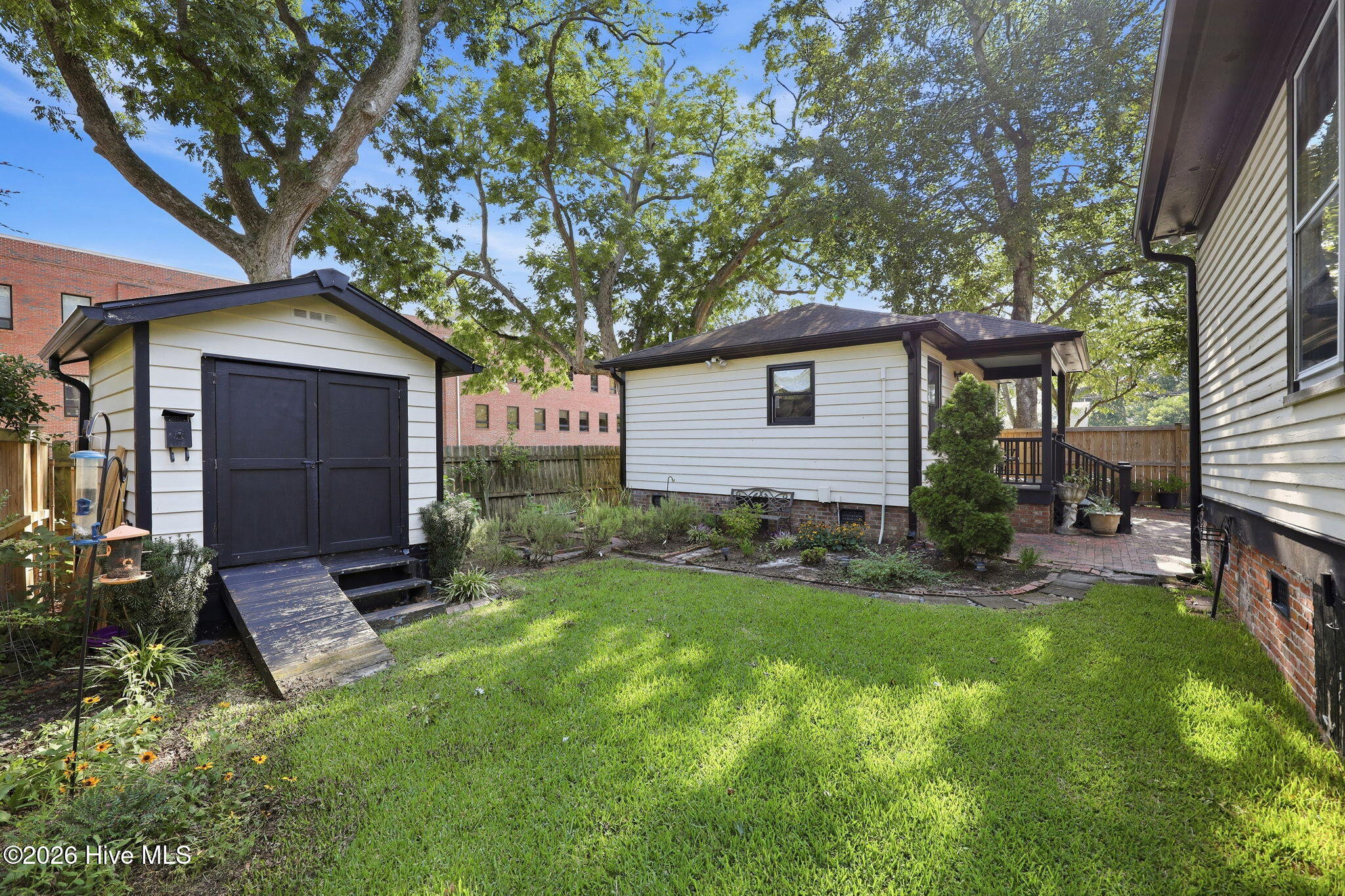 615 New Street Property Photo 66