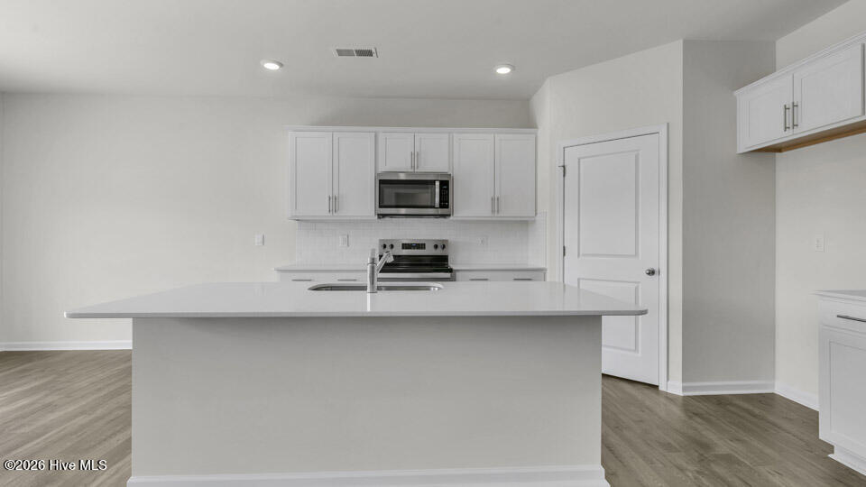 741 Lazy Elm Lane Property Photo 6