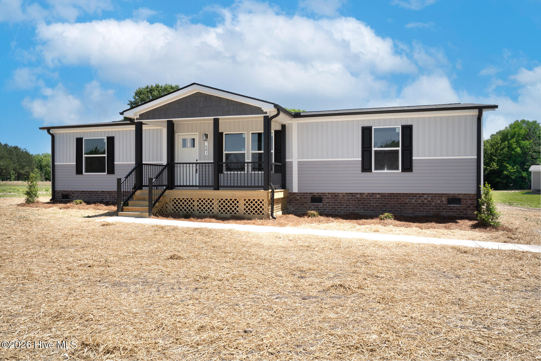 7601 Alice Court Property Photo 3