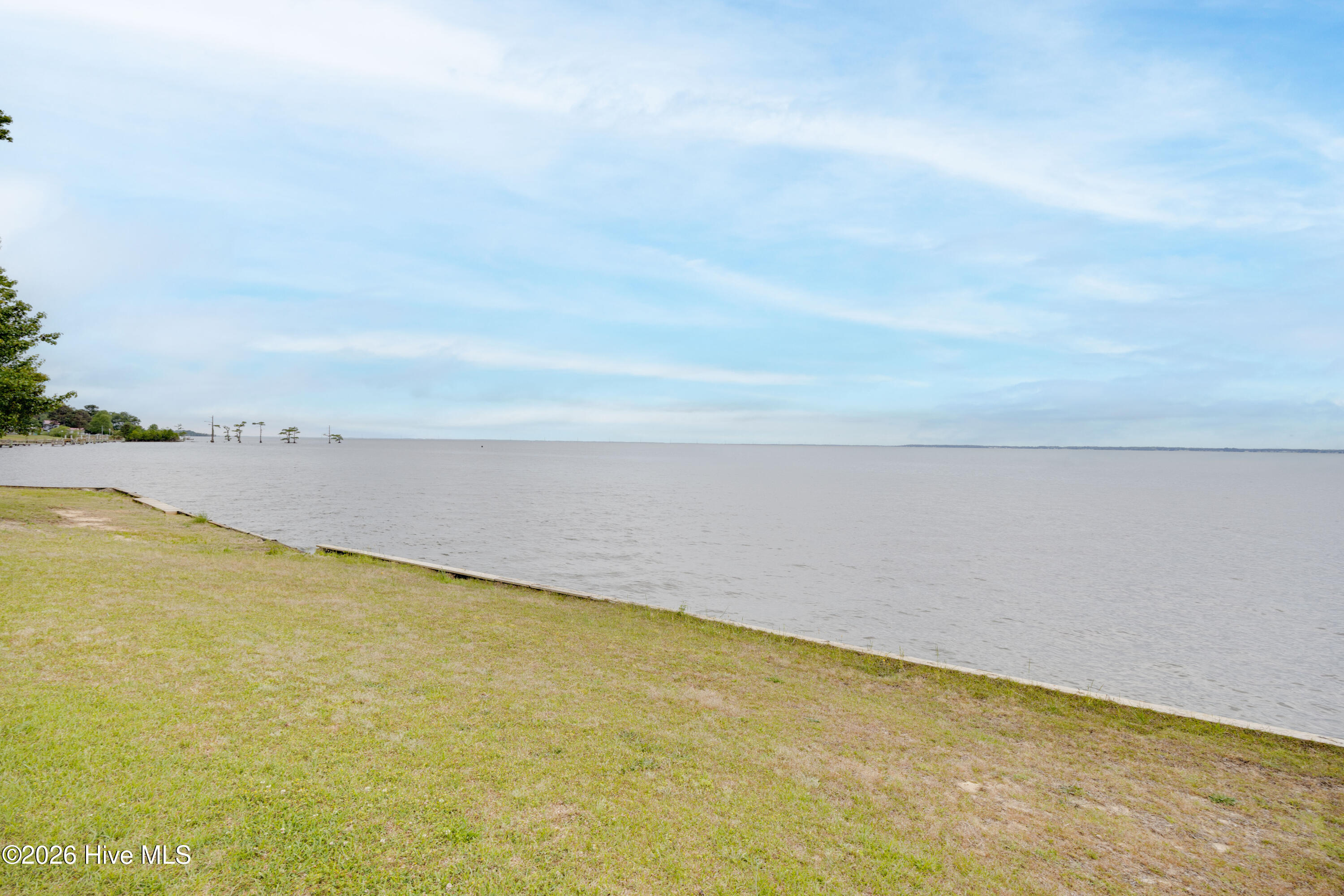 556 Mallard Cove Property Photo 37
