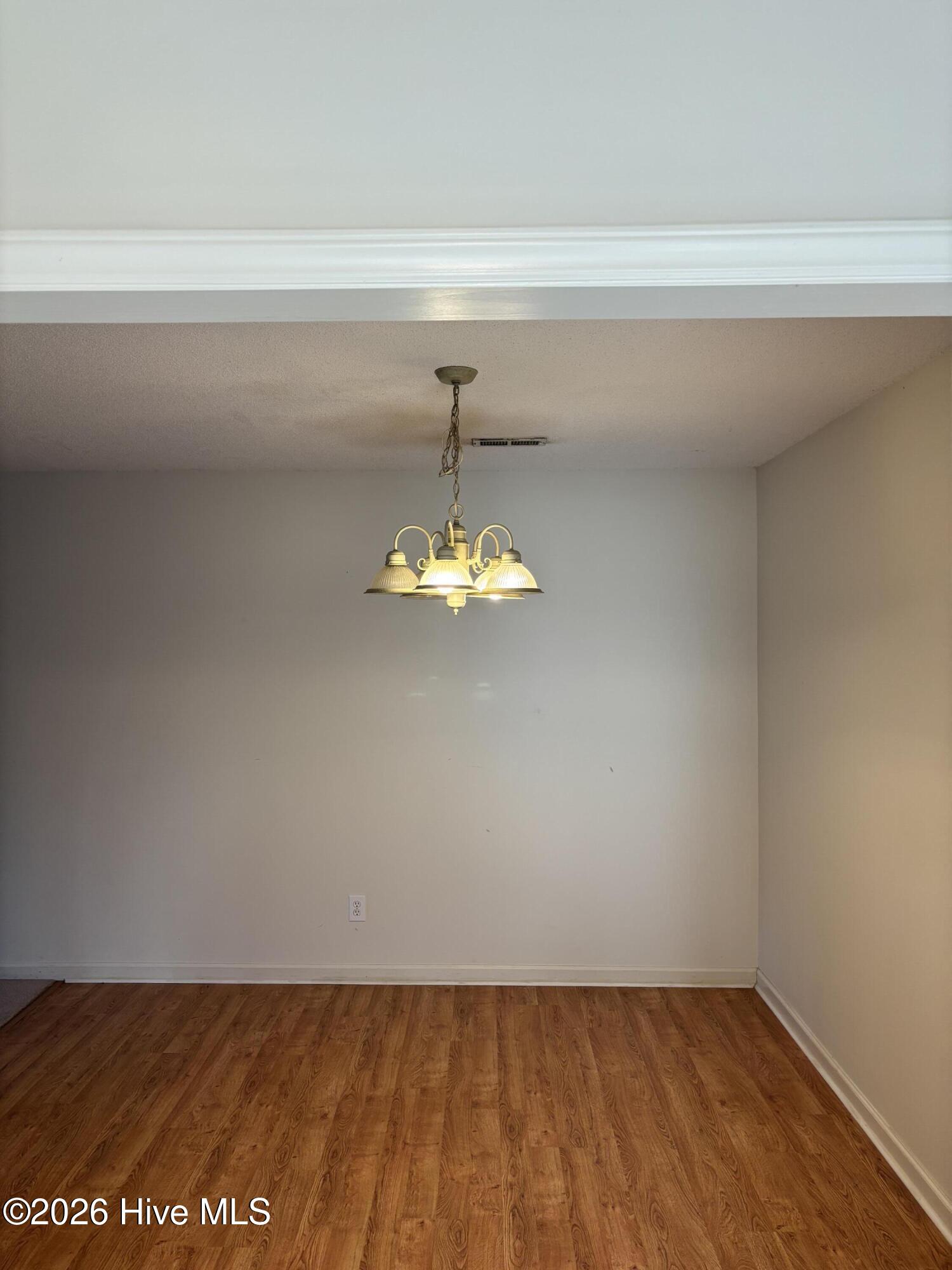 106 Sunshine Lane C Property Photo 3