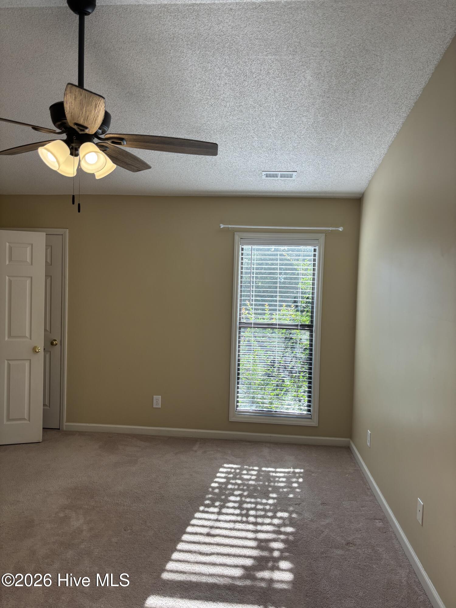 106 Sunshine Lane C Property Photo 12