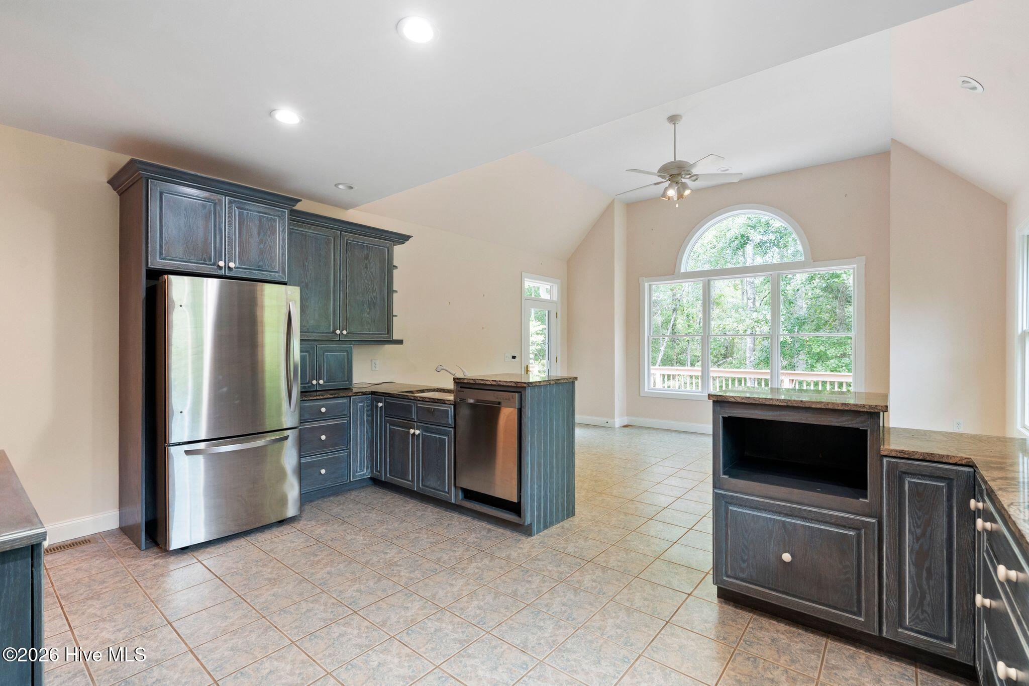 86 Plantation Passage Drive Se Property Photo 14