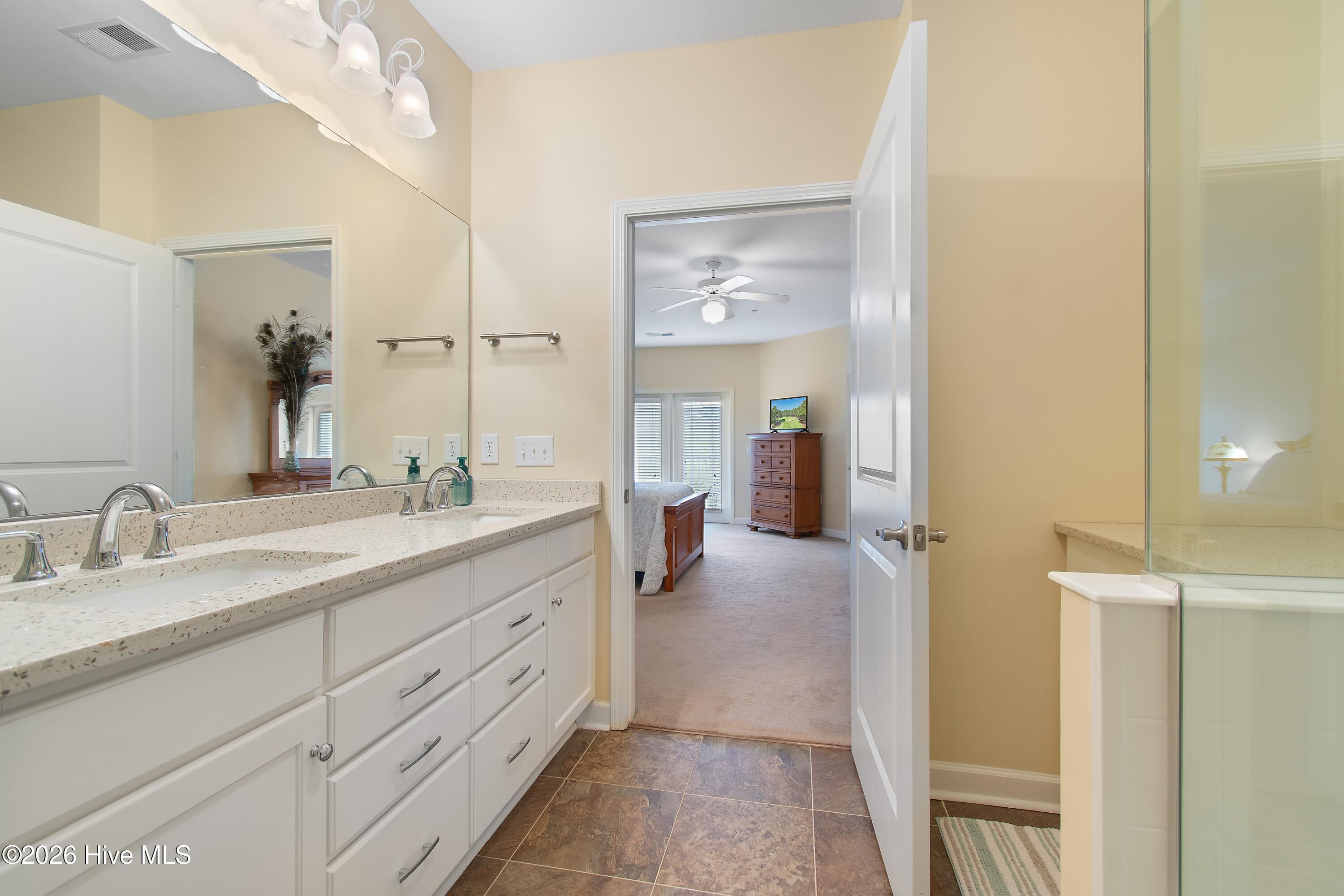 221 Woodlands Way Unit 21 Property Photo 16